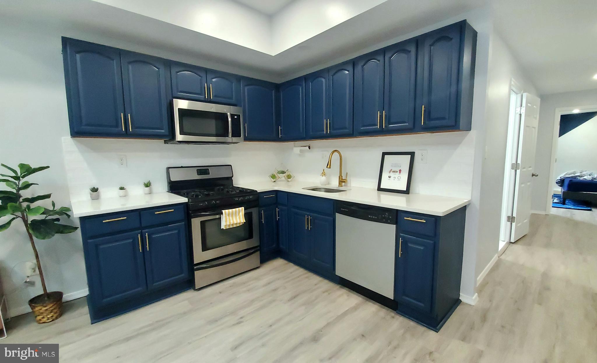 Welcome to 1213 Ridge ave unit #3. This is a recently renovated modern 2 bed 1 bathroom apartment located in one of Philadelphia's hottest zip codes (19123 - Spring Garden). 95/100 Walk Score with a 15 min. walk to downtown Philly & convention center. This is also a 5 min walk to the Broad Street Line / connection to Market Frankford Line.
The rent is $1,800/month with water included in the rent
This two bedroom unit has been renovated from top to bottom in the last 3 years and includes:
-Brand new bathroom with an all glass stand in shower and multi-jet rainfall shower head
-White quartz countertop & stainless steel appliances
-Modern gold/blue/white theme across
Nest thermostat to help you save money!
-Beautiful cut out skylight in the living room to bring in natural light
First month, last, and one month security required to move in. Income should be 3x rent.
Available July 15th