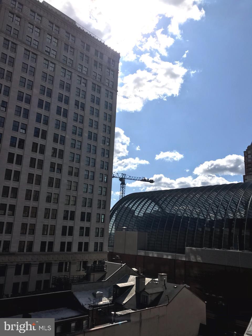 AVENUE OF THE ARTS - Residential