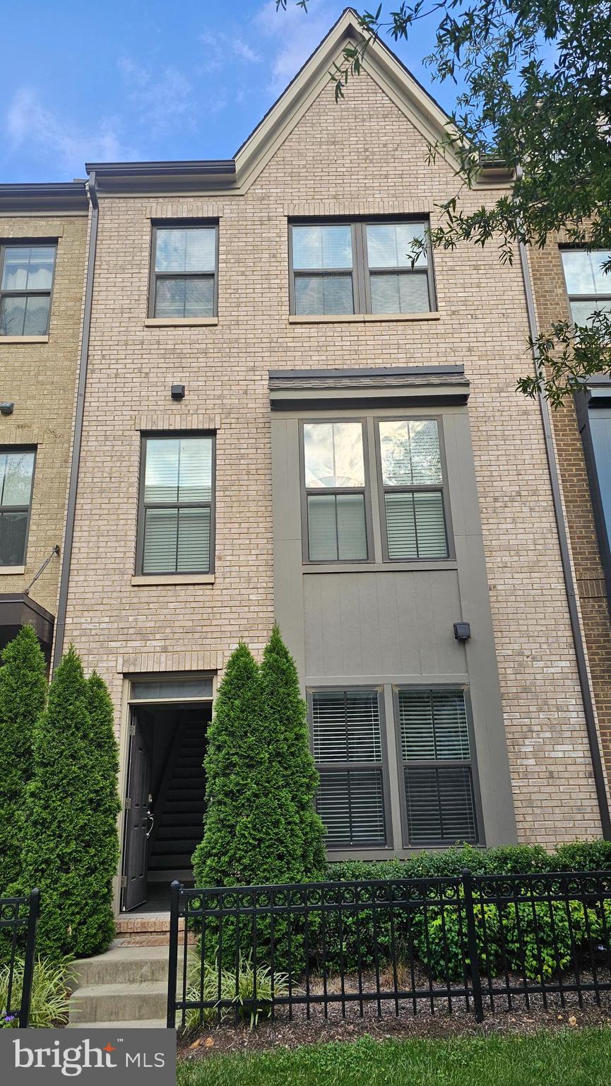 Welcome to Riverdale Station! This charming 2-bedroom, 2.5-bath home offers 2,175 sq. ft. of comfortable living space. Inside, you’ll find an open floorplan with a spacious family room off the kitchen, recessed lighting, ceiling fans, and a bright dining area. The kitchen provides ample cabinet space and updated appliances, while the bedrooms are generously sized with well-appointed bathrooms for convenience and privacy.
The exterior features a one-car garage, additional off-street parking, and a landscaped yard. Ideally located near the University of Maryland and with easy access to Metro and bus lines, commuting to Washington, DC is quick and convenient. Best of all, you can walk to the nearby shopping center featuring Whole Foods, Starbucks, Today’s Gym, and a small park—offering the perfect blend of convenience, recreation, and lifestyle.