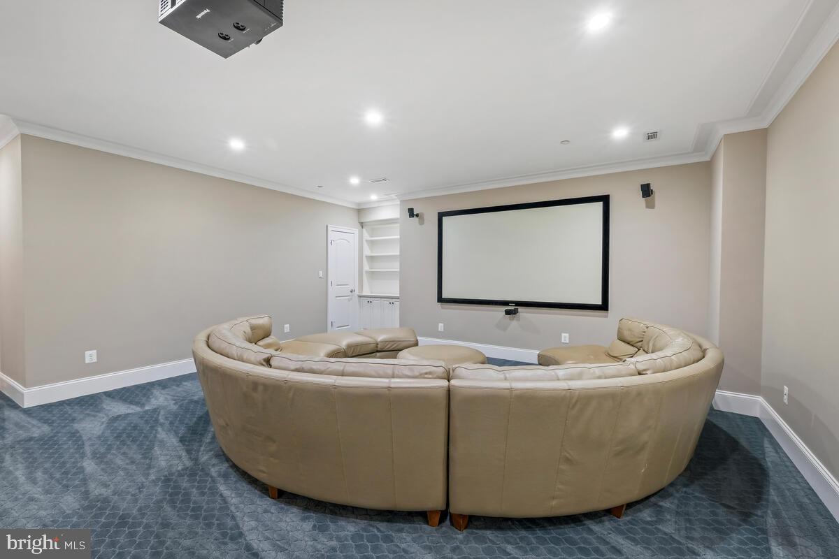 WILLERBURN ACRES - Residential