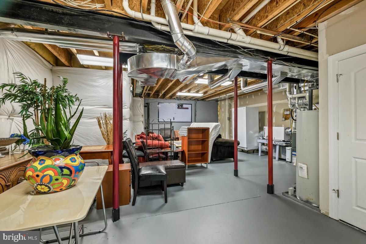 WILLERBURN ACRES - Residential