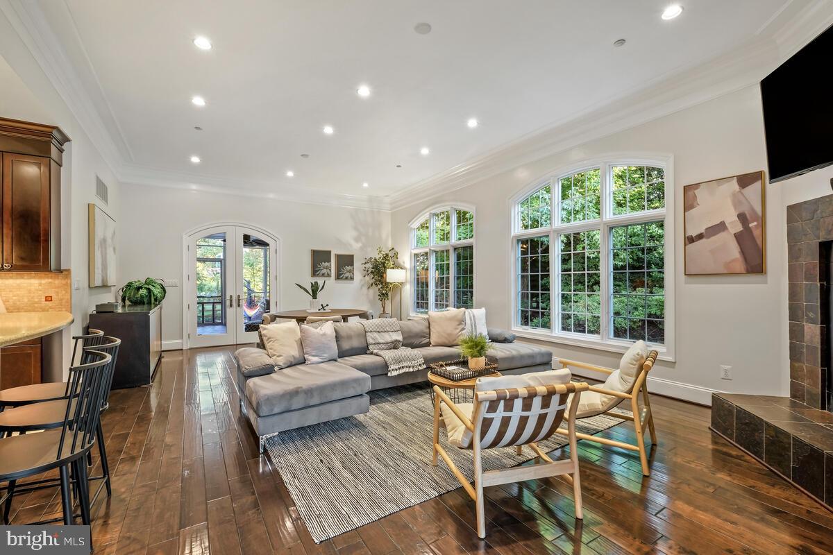 WILLERBURN ACRES - Residential