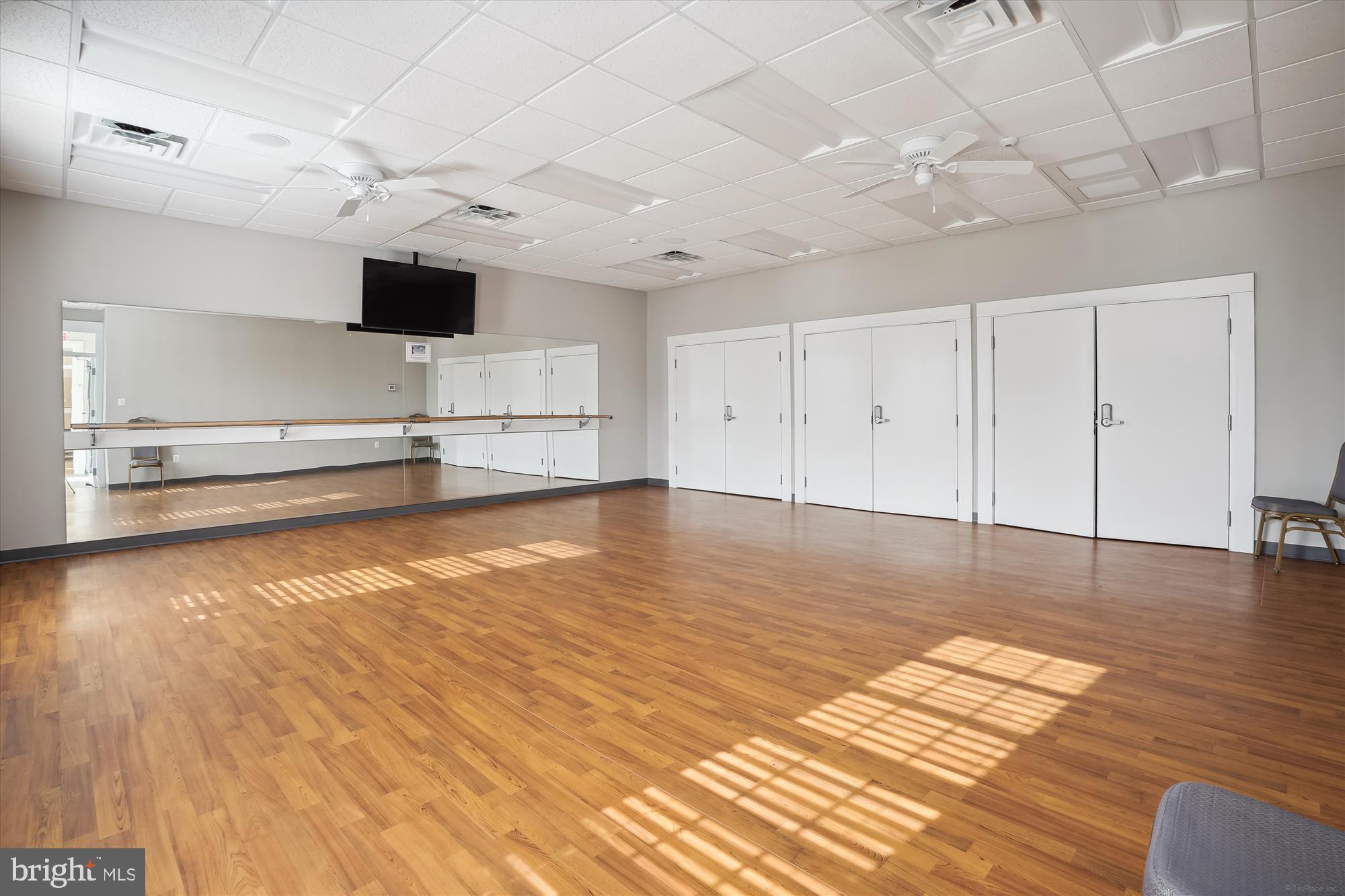 HERITAGE HUNT - Residential Lease