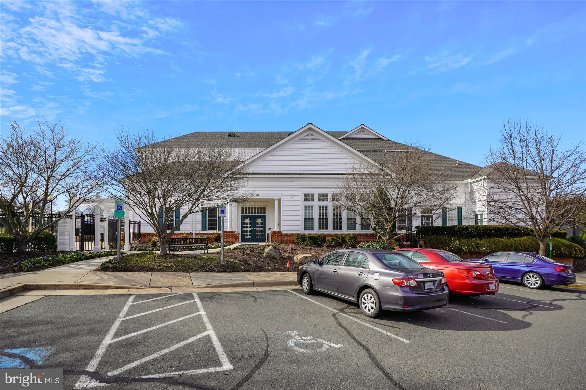 HERITAGE HUNT - Residential Lease