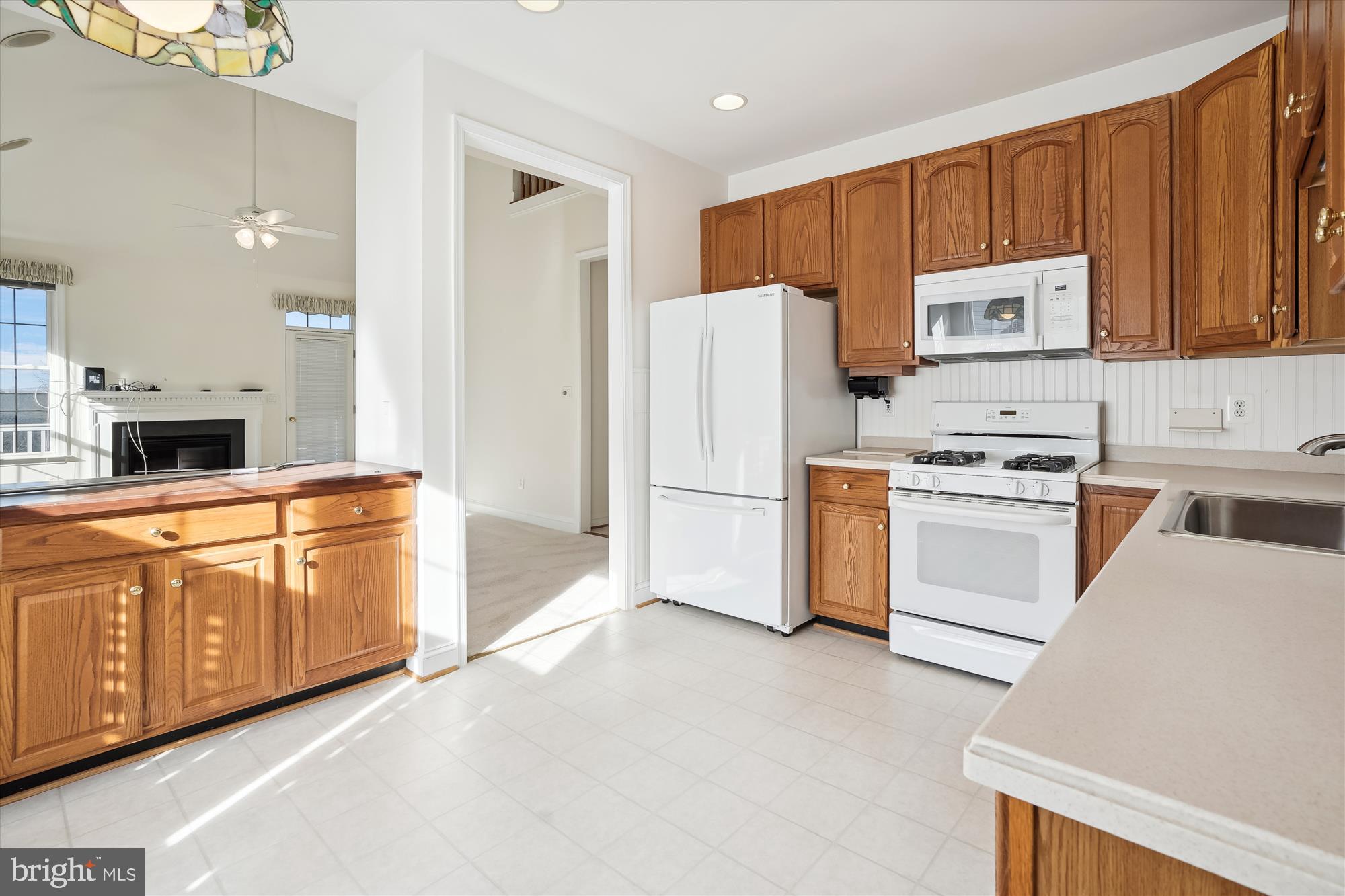 HERITAGE HUNT - Residential Lease