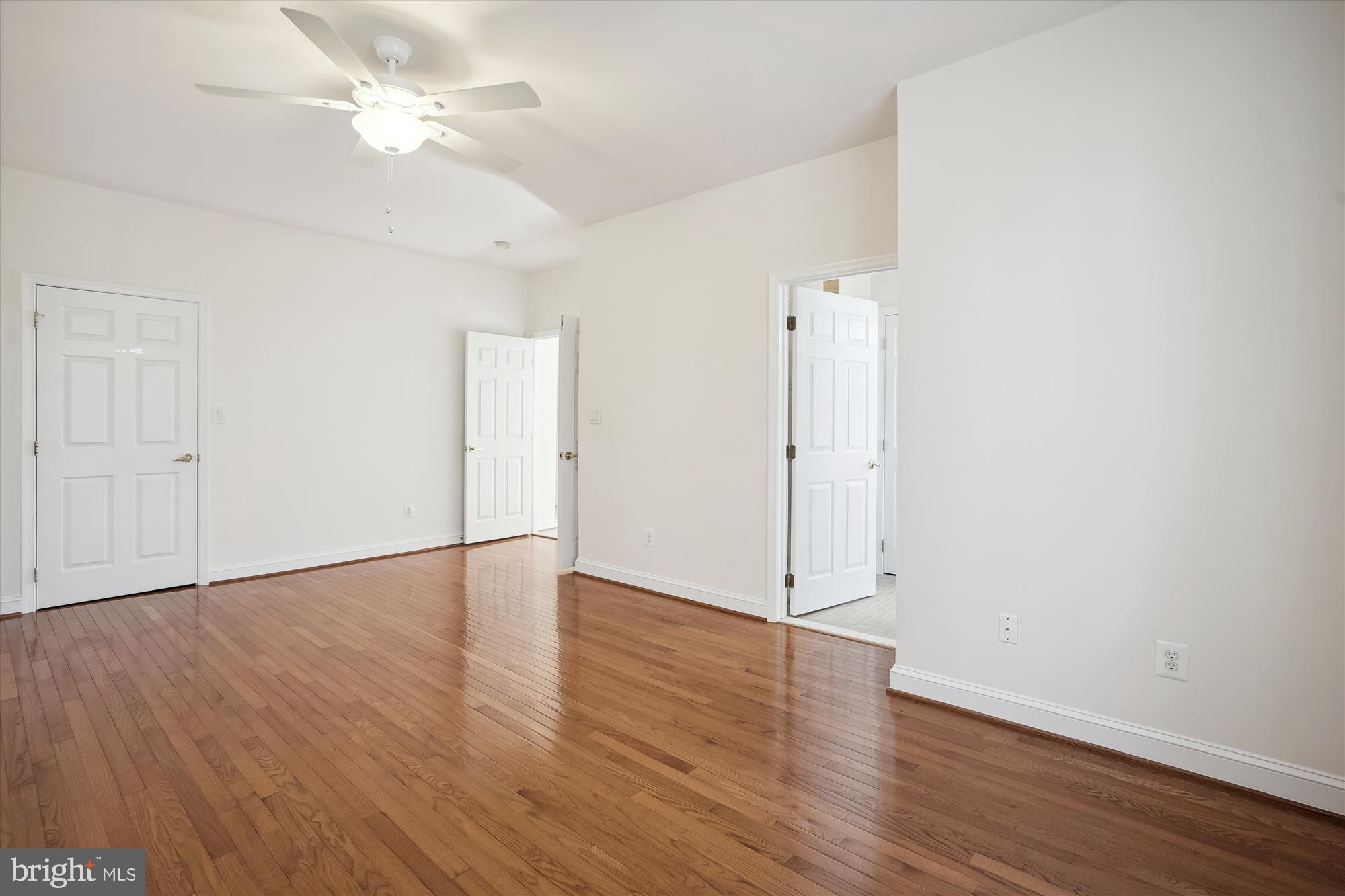 HERITAGE HUNT - Residential Lease