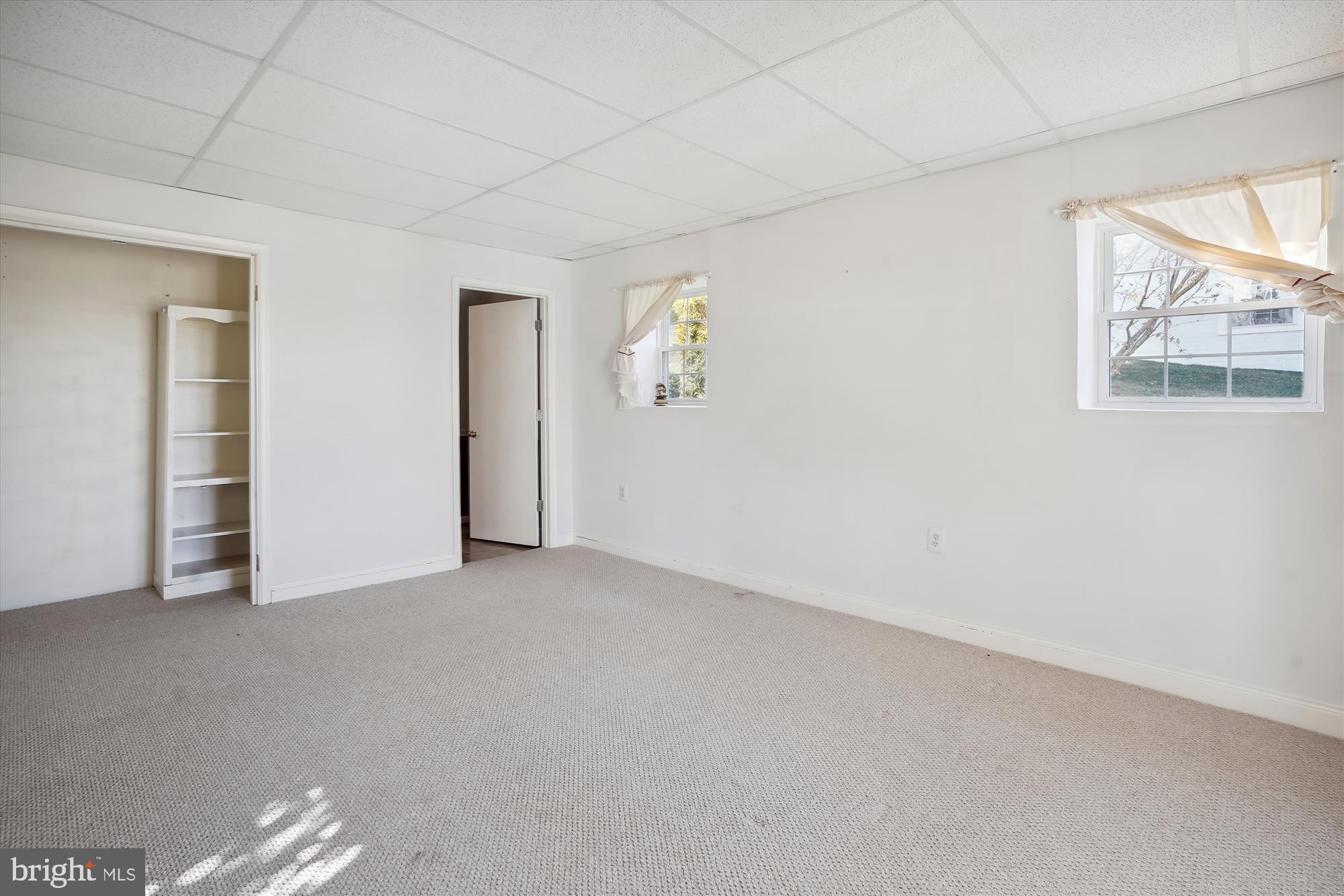 HERITAGE HUNT - Residential Lease