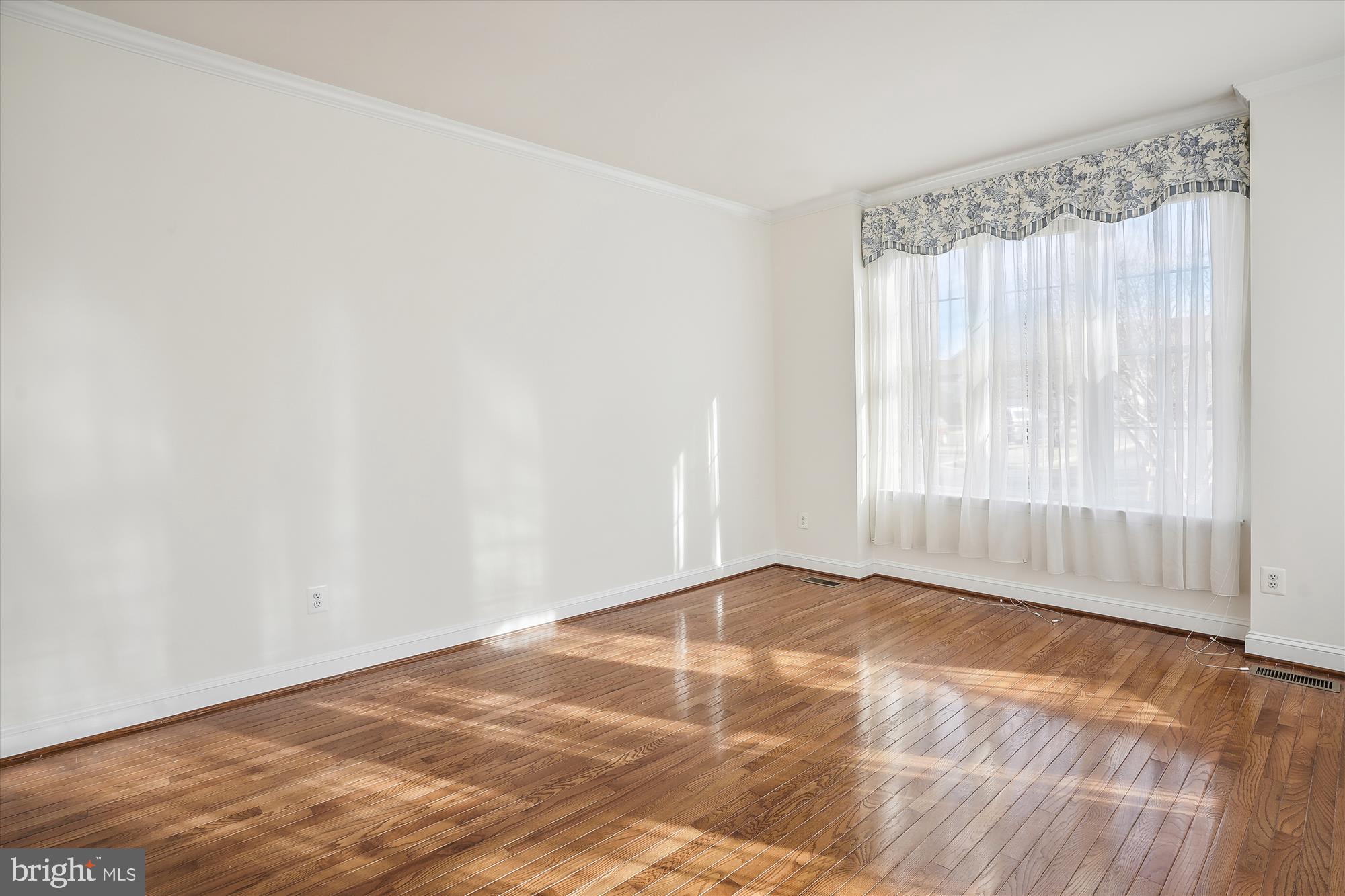 HERITAGE HUNT - Residential Lease