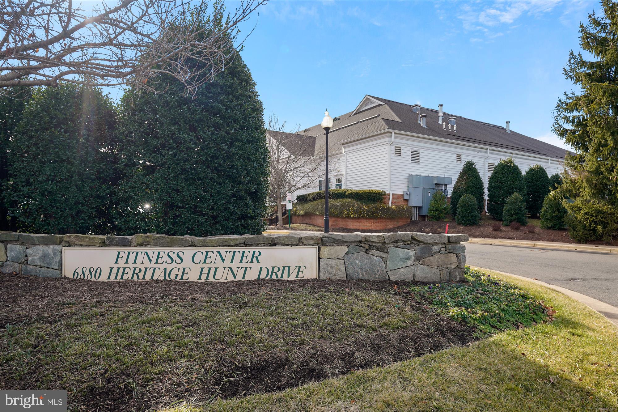 HERITAGE HUNT - Residential Lease