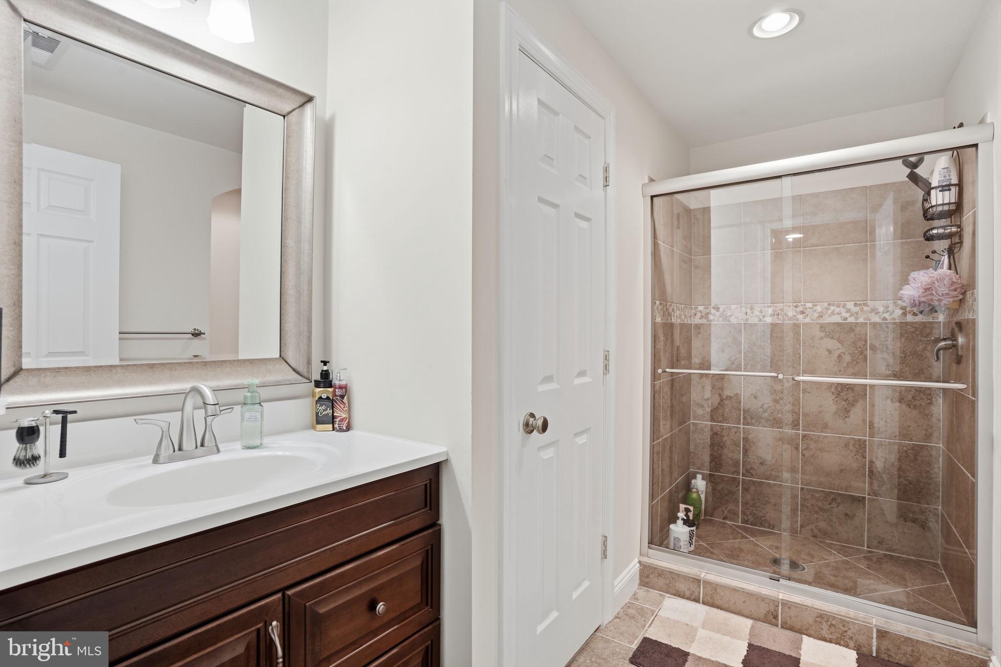 WALDEN WOODS - Residential