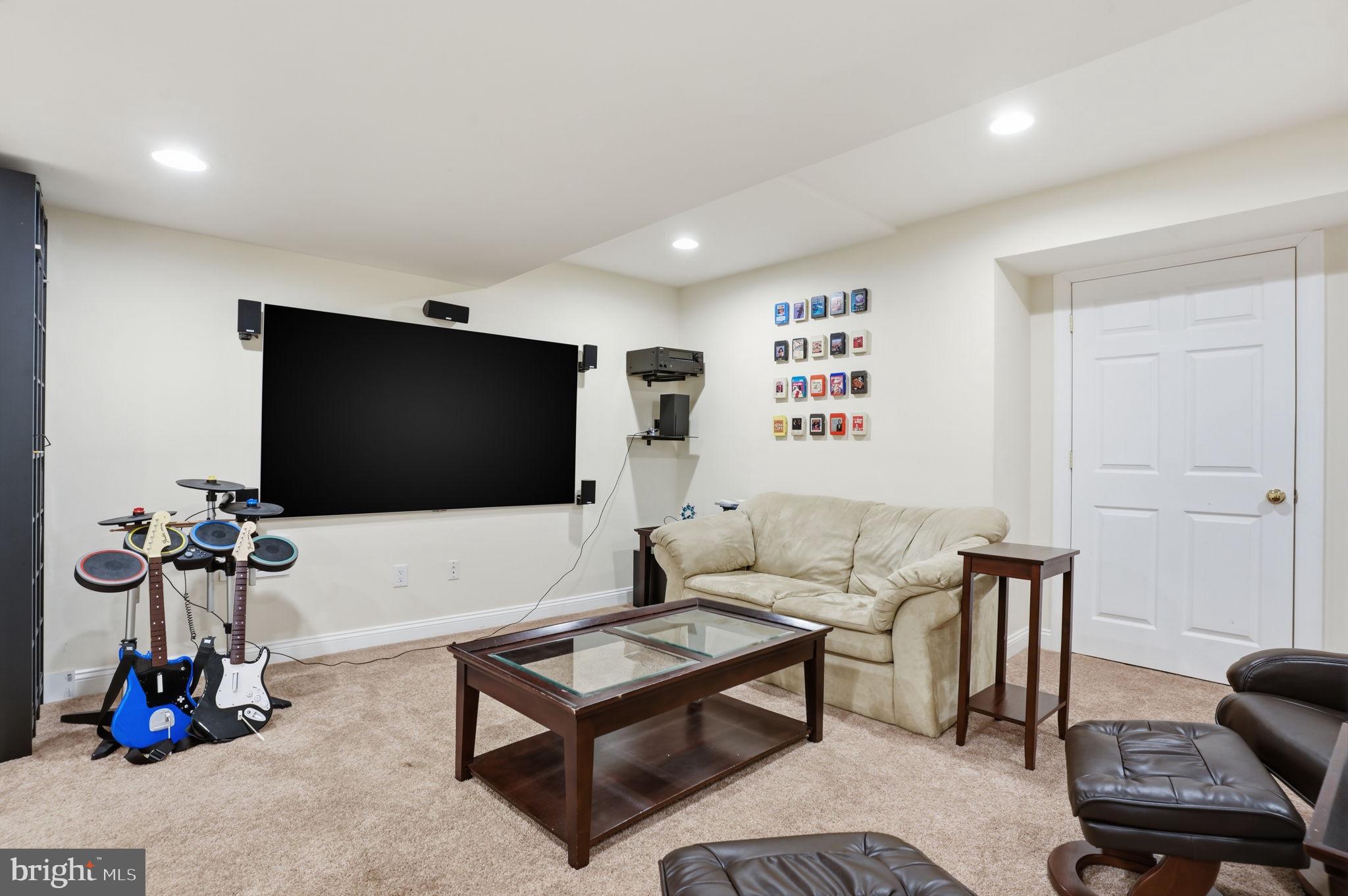 WALDEN WOODS - Residential