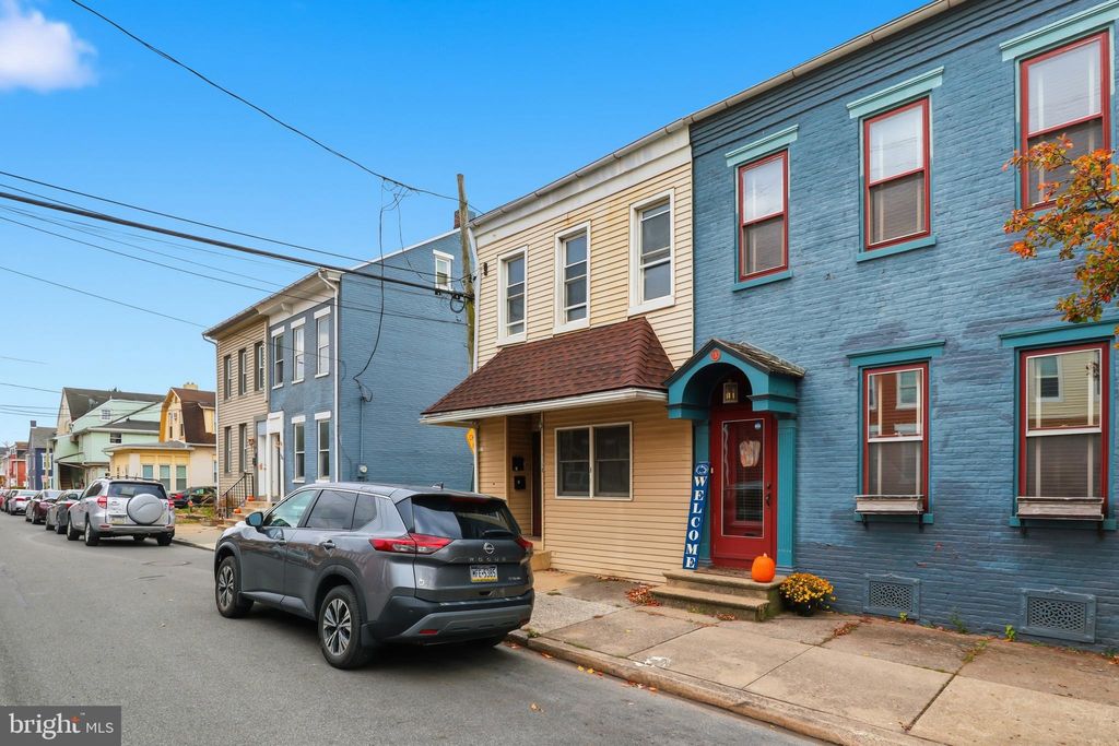 Photo of 128 N 7th Street, COLUMBIA, PA 17512 (MLS # PALA2079962)