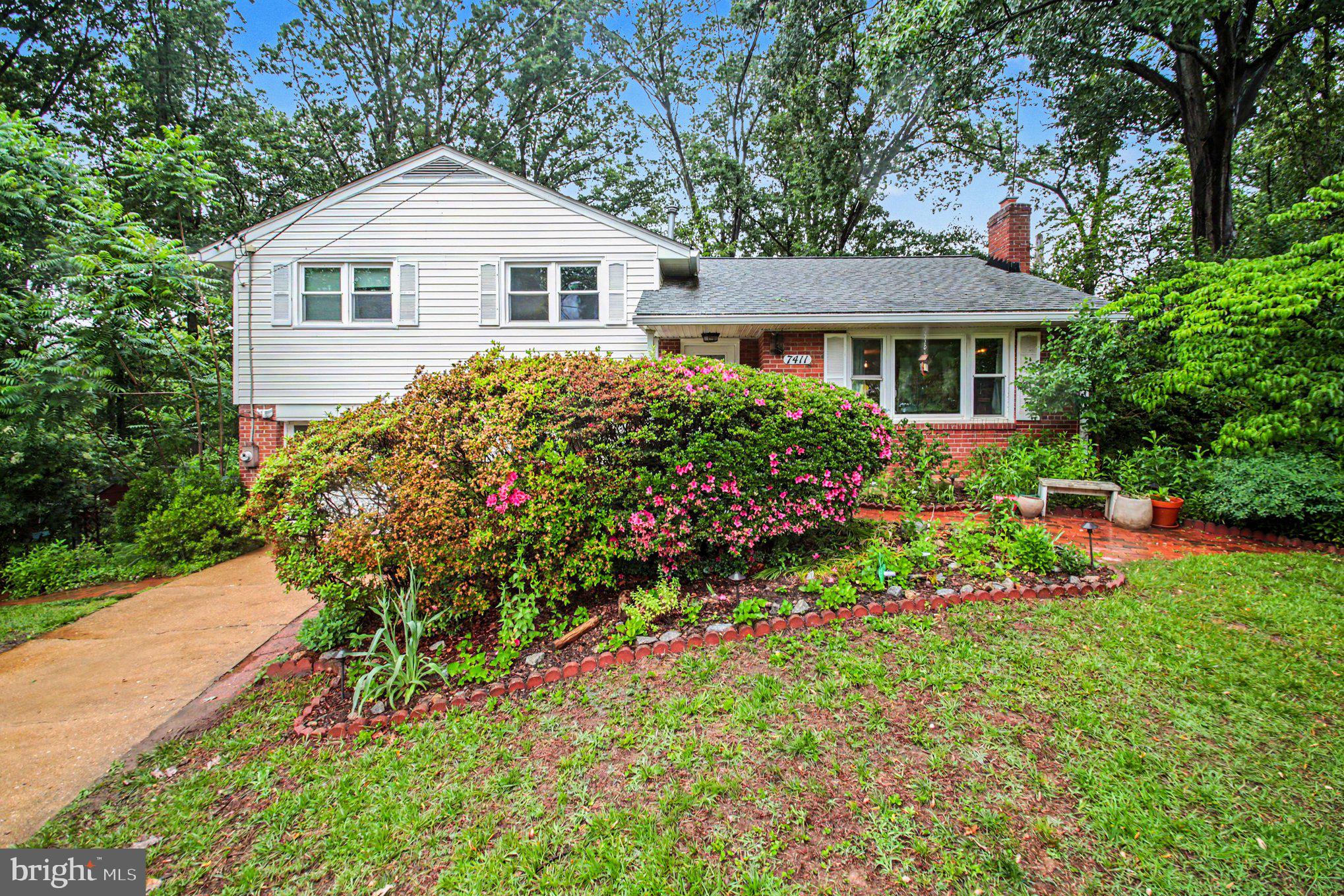 7411 ELLWOOD PLACE