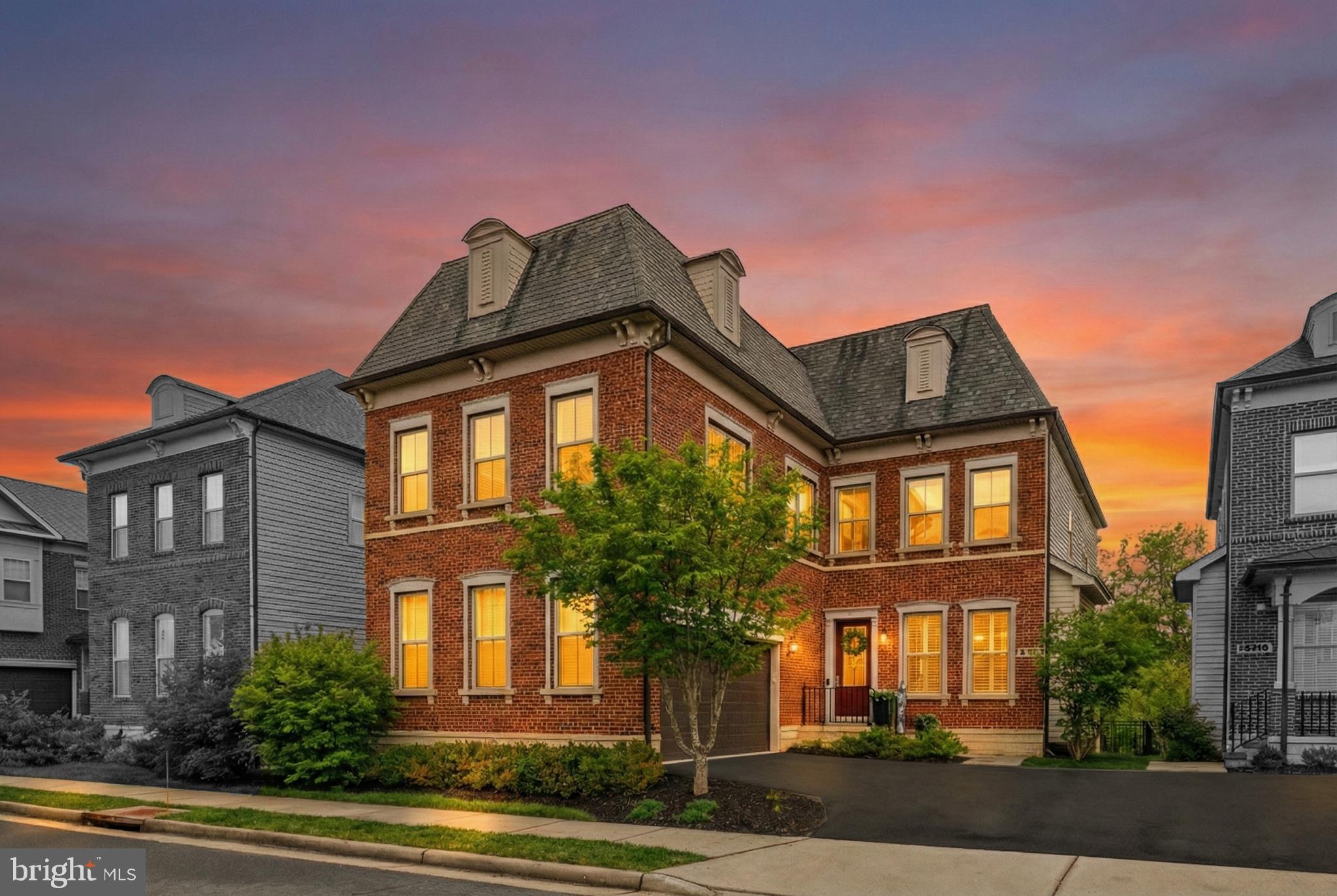 ONE LOUDOUN - Residential