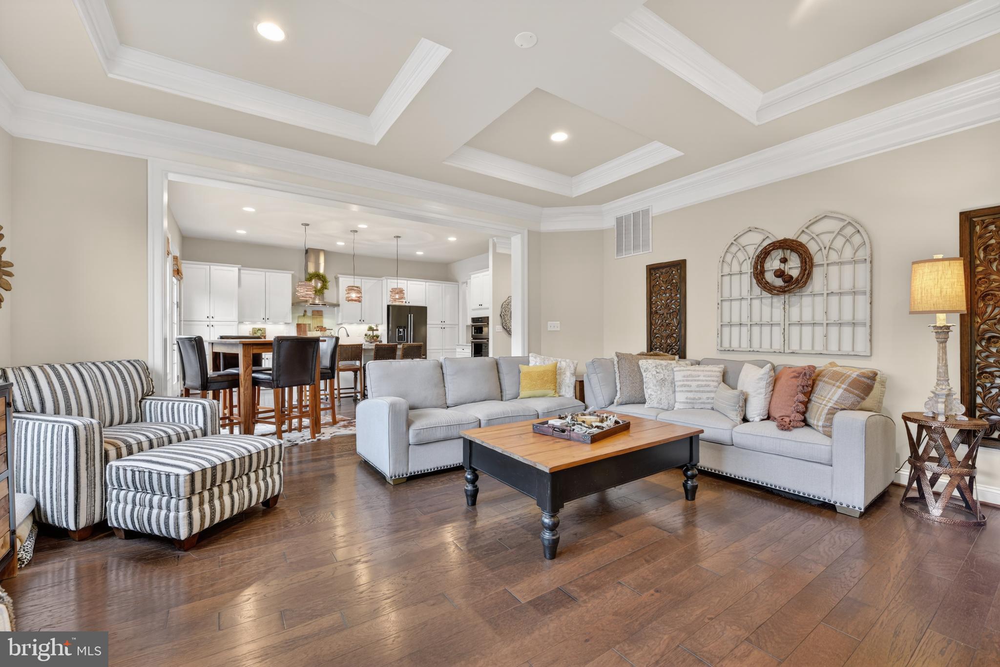 ONE LOUDOUN - Residential