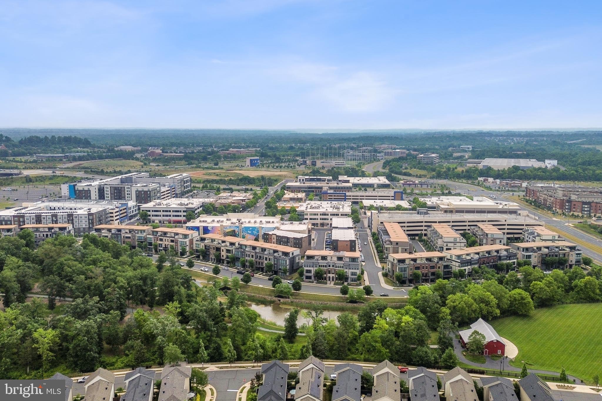 ONE LOUDOUN - Residential