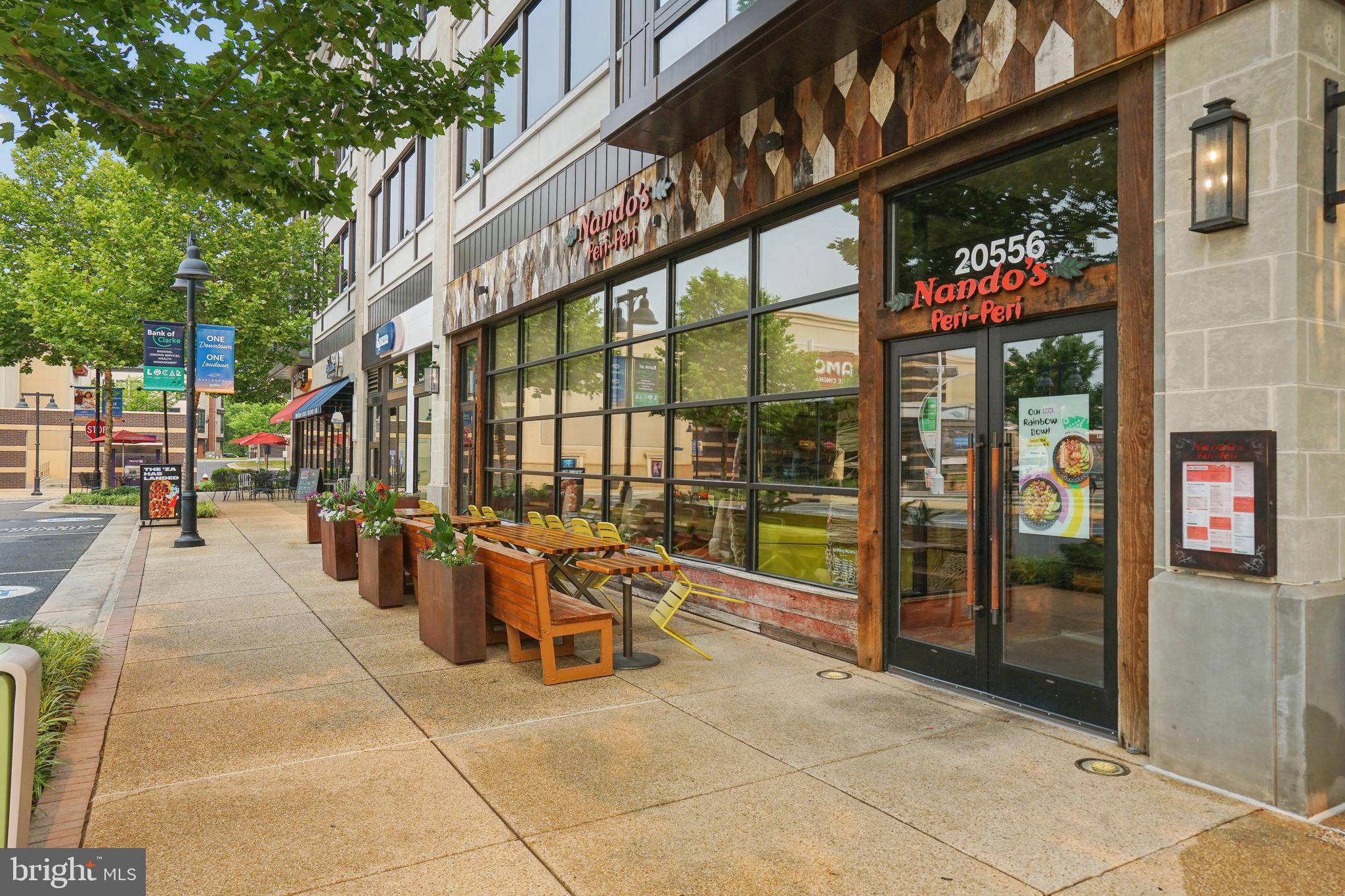 ONE LOUDOUN - Residential