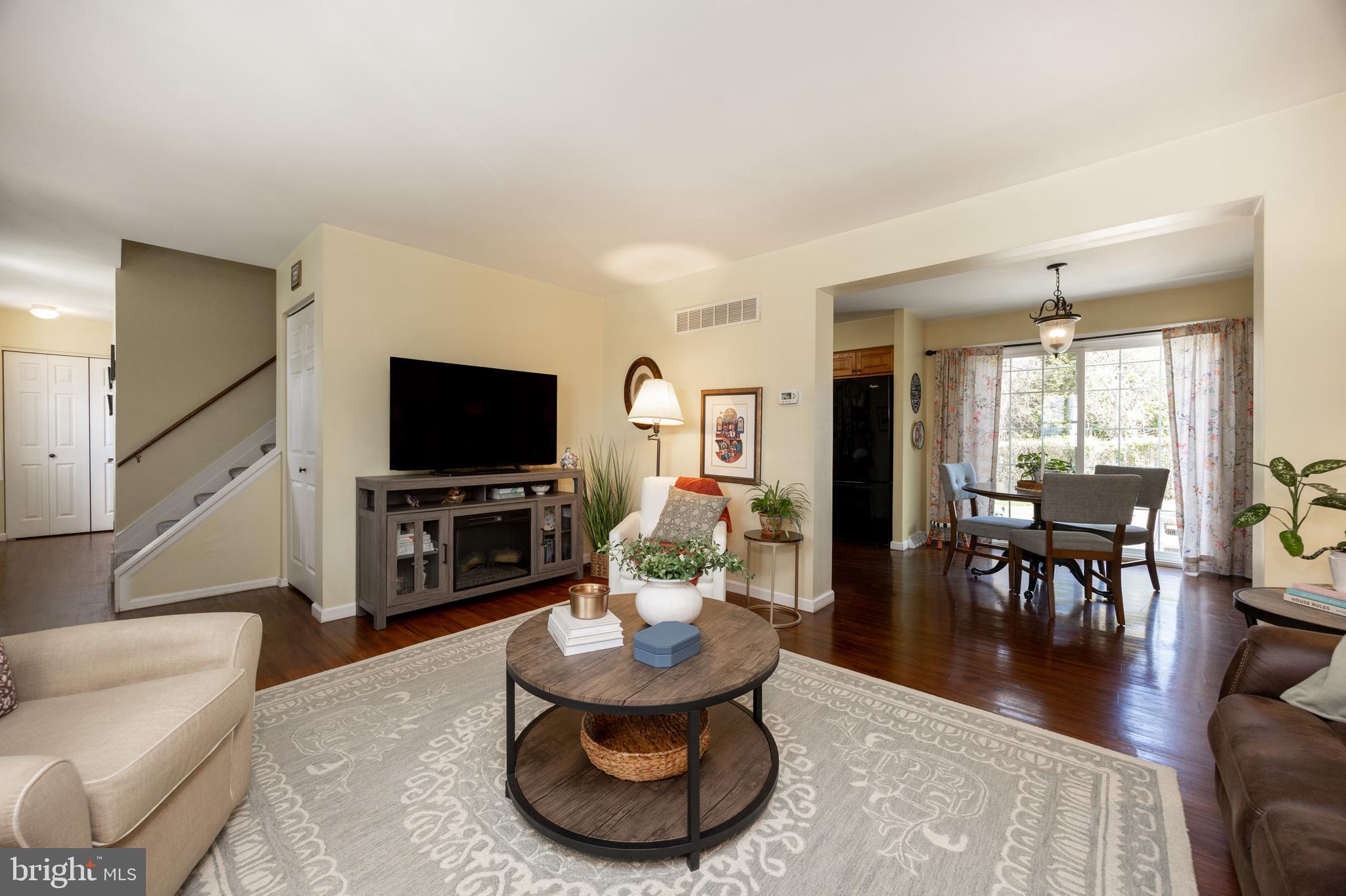 153 E PHOENIX DRIVE