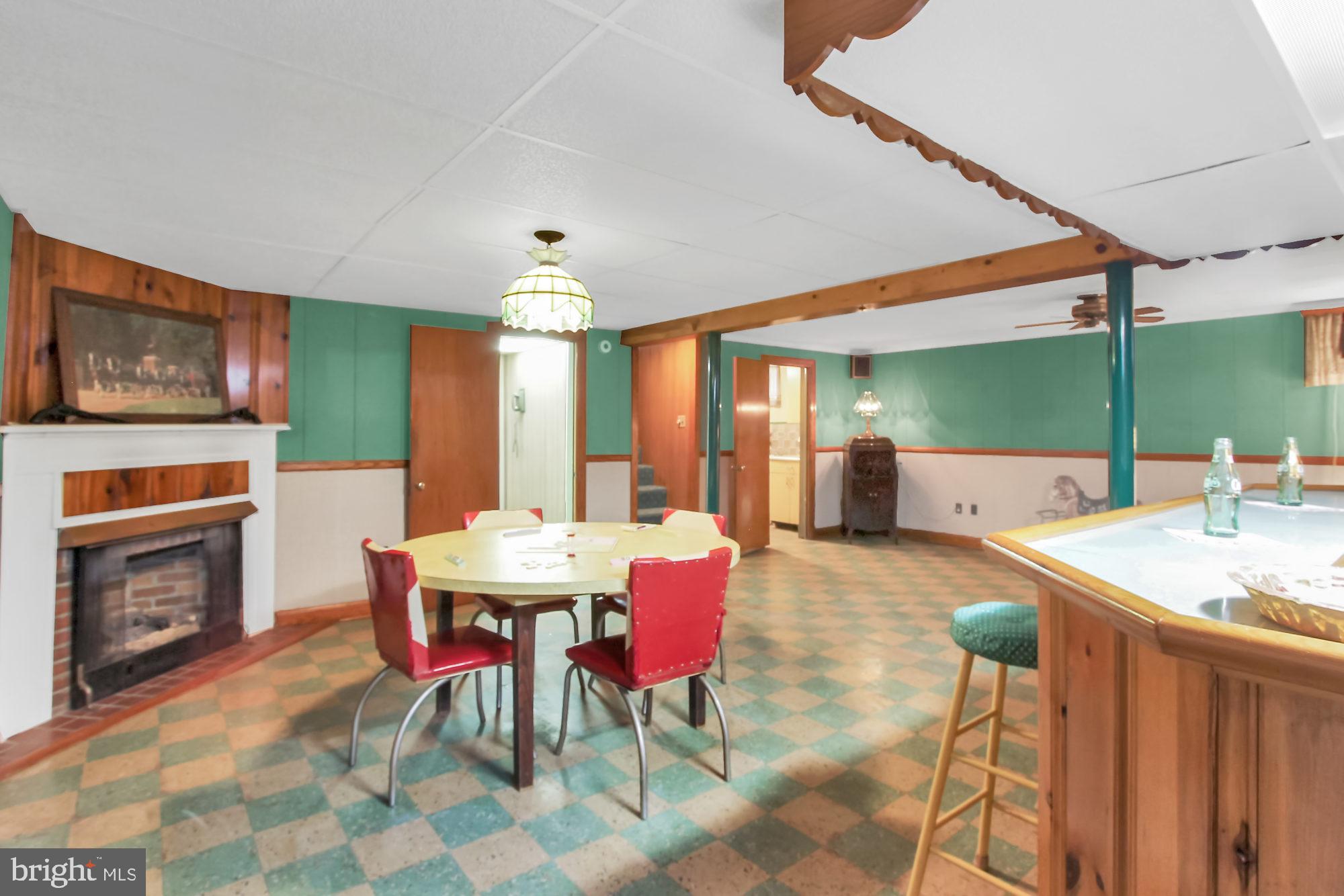 MICHAELTON MANOR - Residential