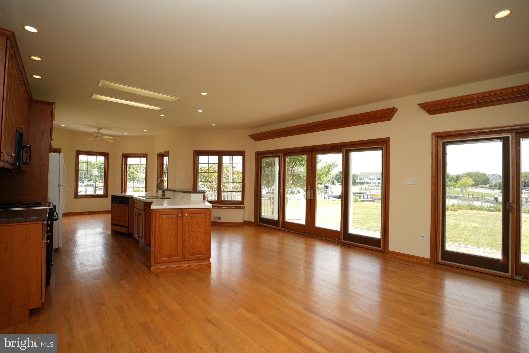 LANDINGS AT PINEY POINT - Residential