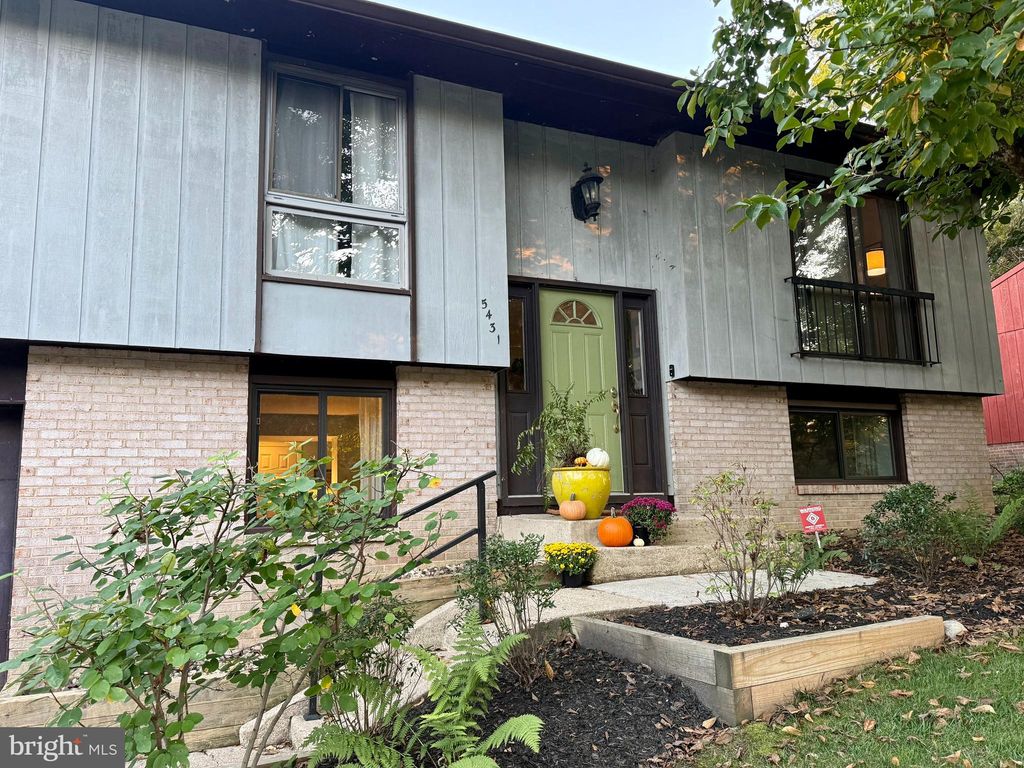 Photo of 5431 Thunder Hill Road, COLUMBIA, MD 21045 (MLS # MDHW2060366)