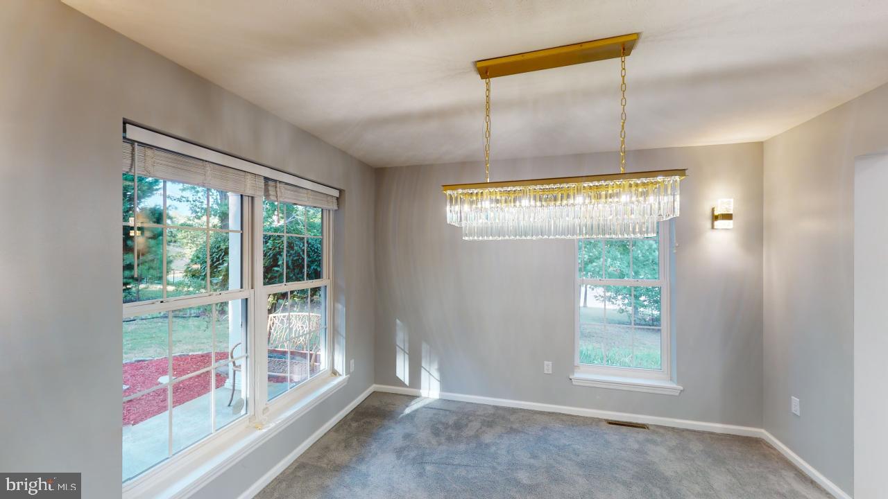 LAKEWOOD - Residential Lease