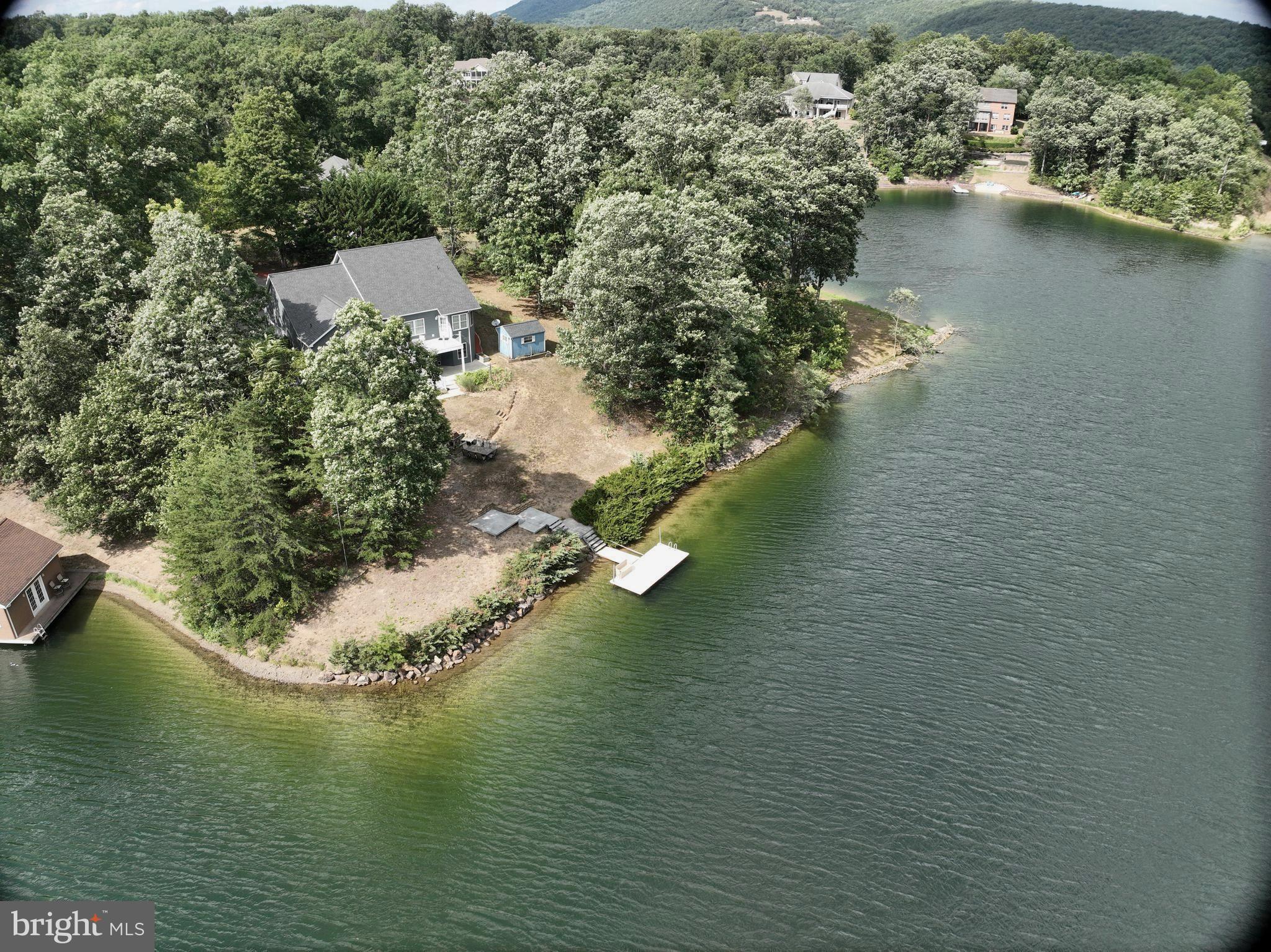 LAKEWOOD - Residential Lease