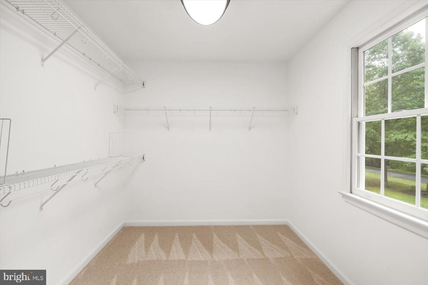 WOODFIELD - Residential