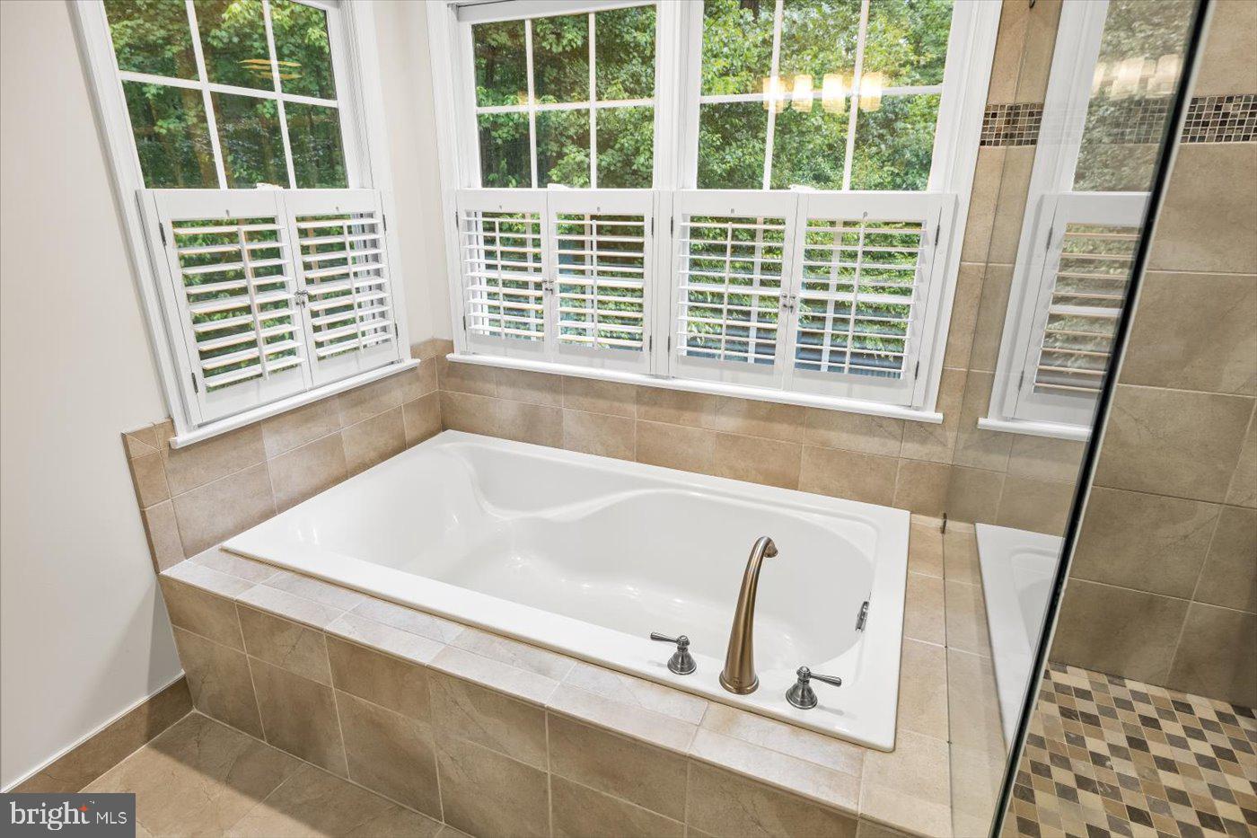 WOODFIELD - Residential