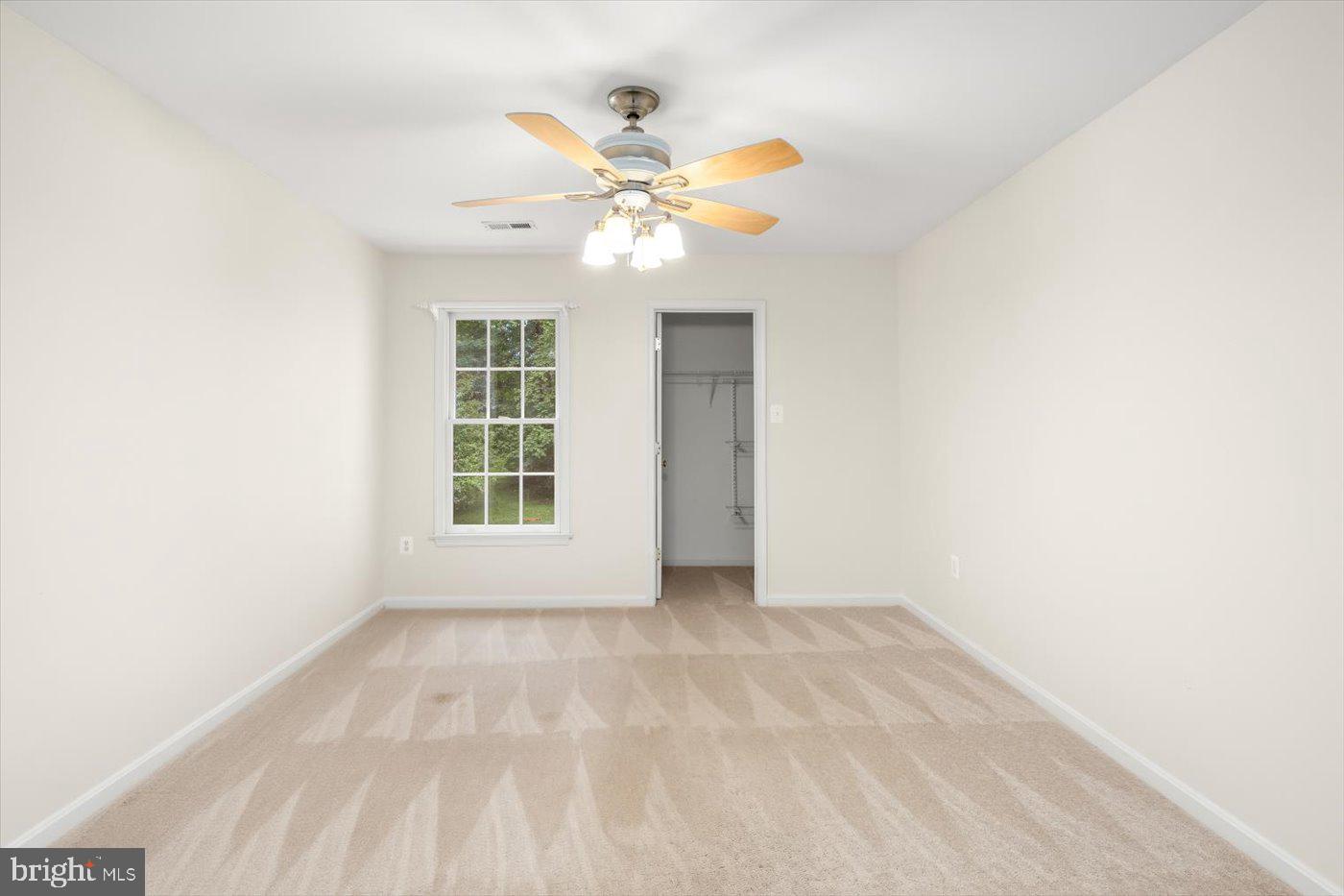 WOODFIELD - Residential