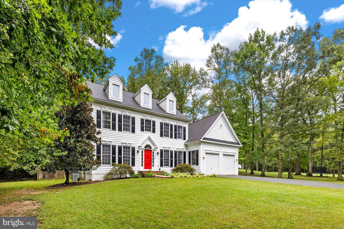 WOODFIELD - Residential