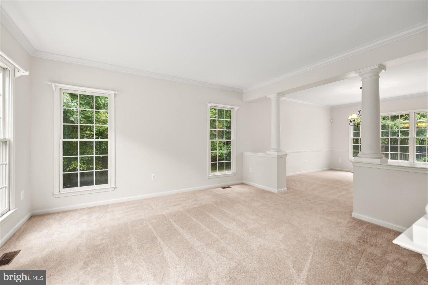 WOODFIELD - Residential