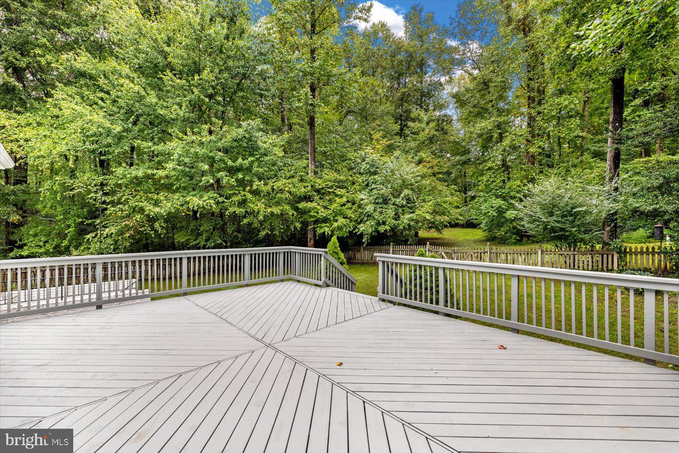 WOODFIELD - Residential