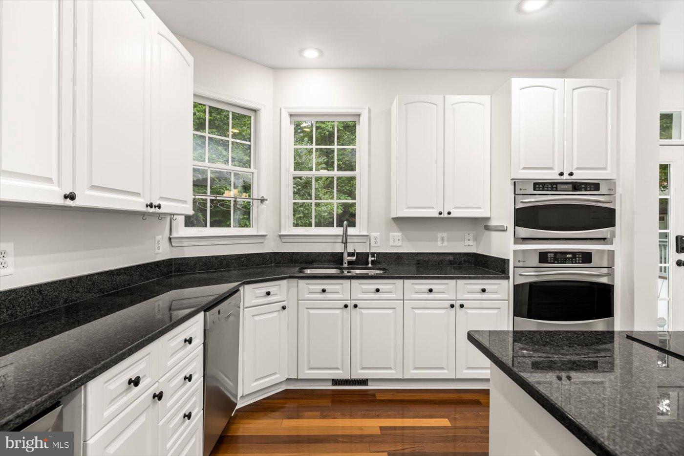 WOODFIELD - Residential