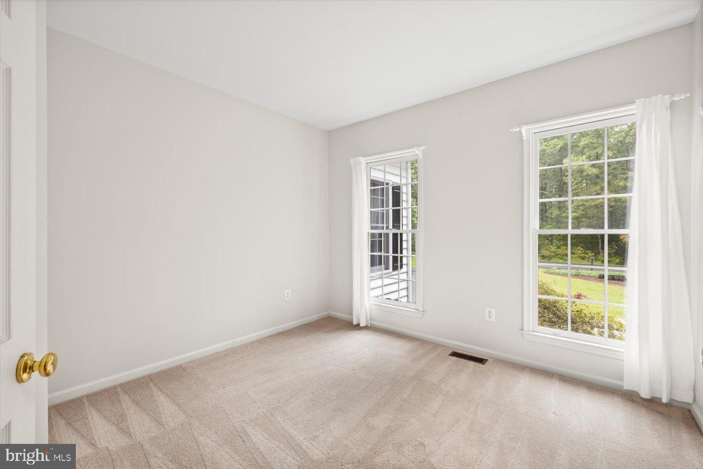 WOODFIELD - Residential