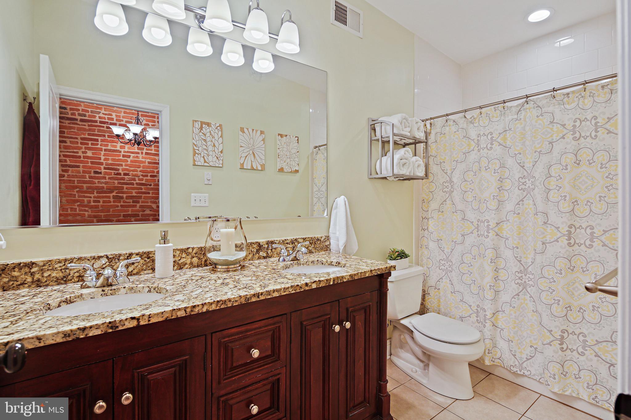 RIVERSIDE - Residential