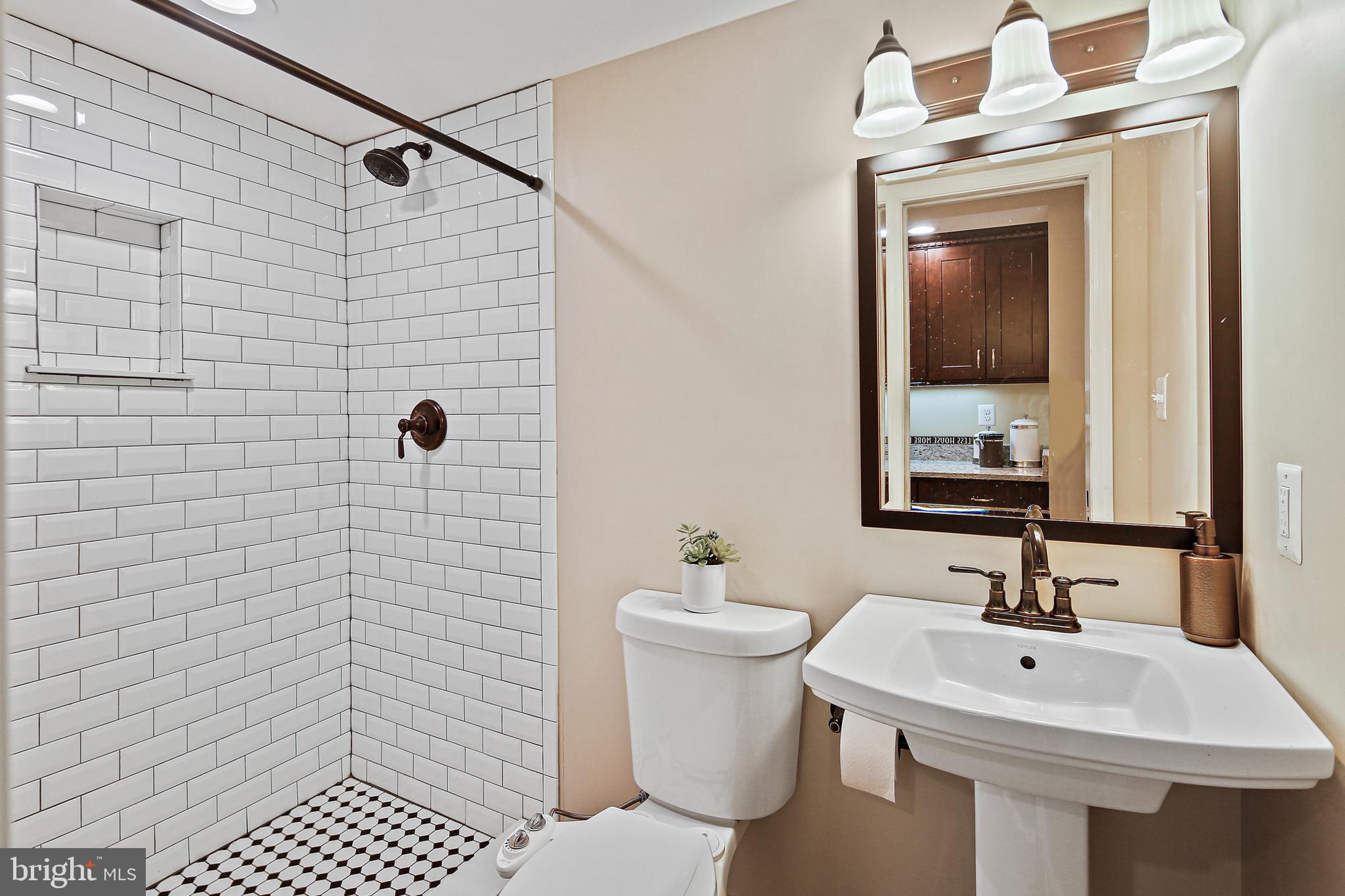 RIVERSIDE - Residential