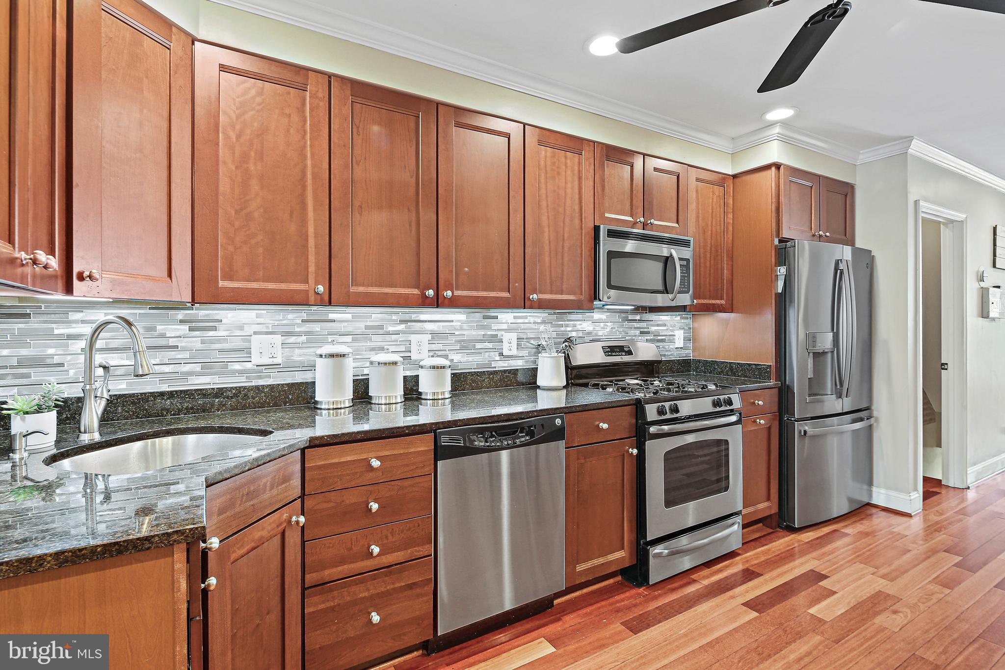 RIVERSIDE - Residential