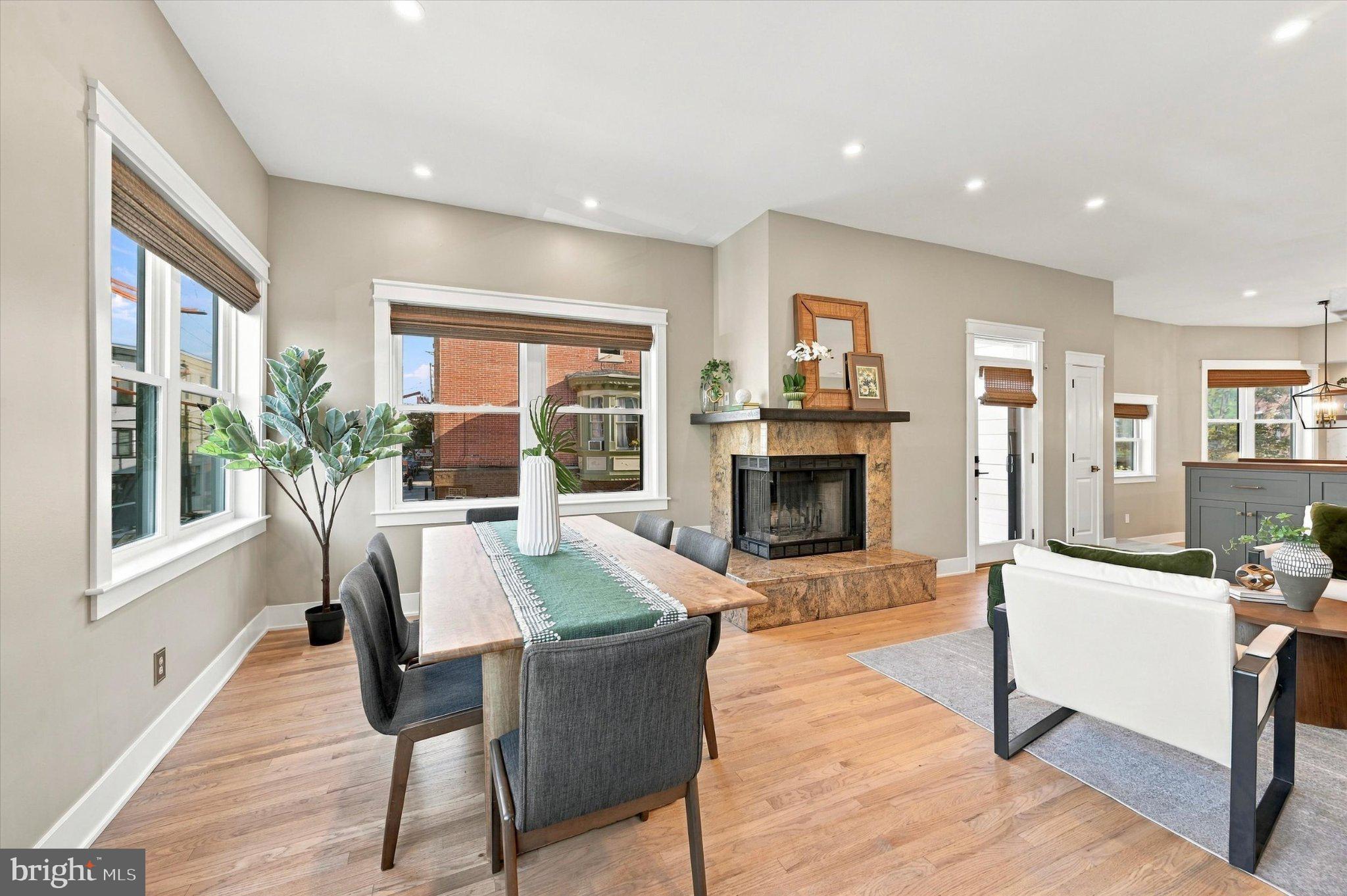 750 CATHARINE