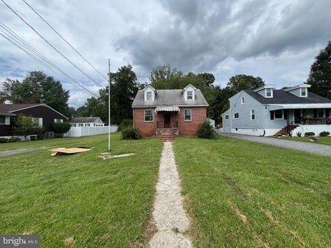 Homes For Sale - 1804 Middleborough Road<br/> BALTIMORE, MD 21221
