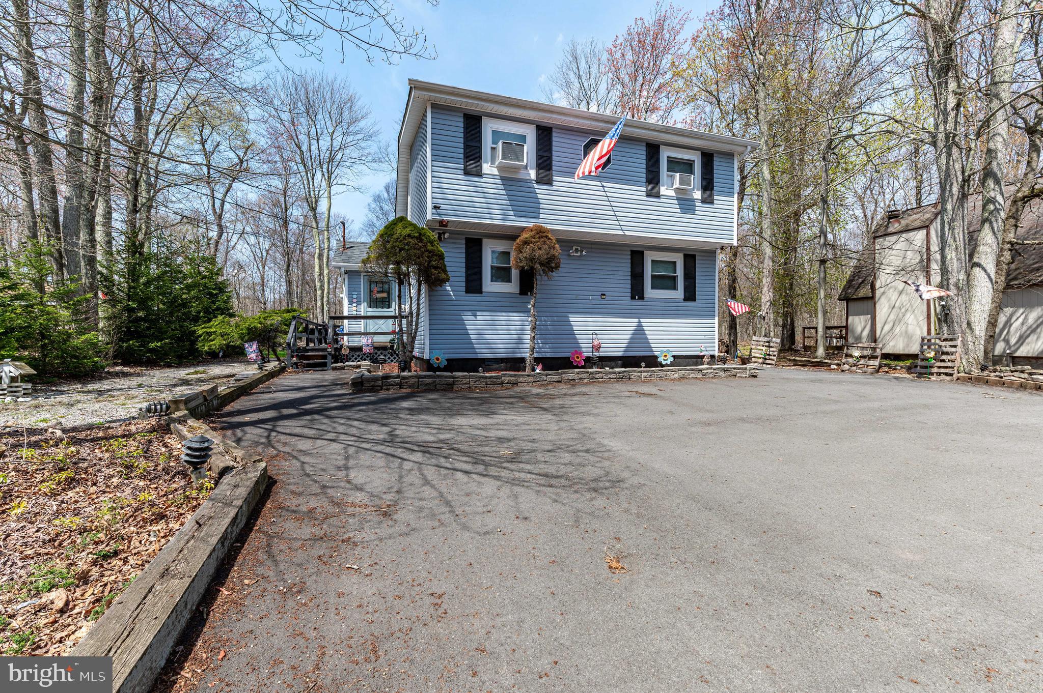 POCONO COUNTRY PLACE - Residential