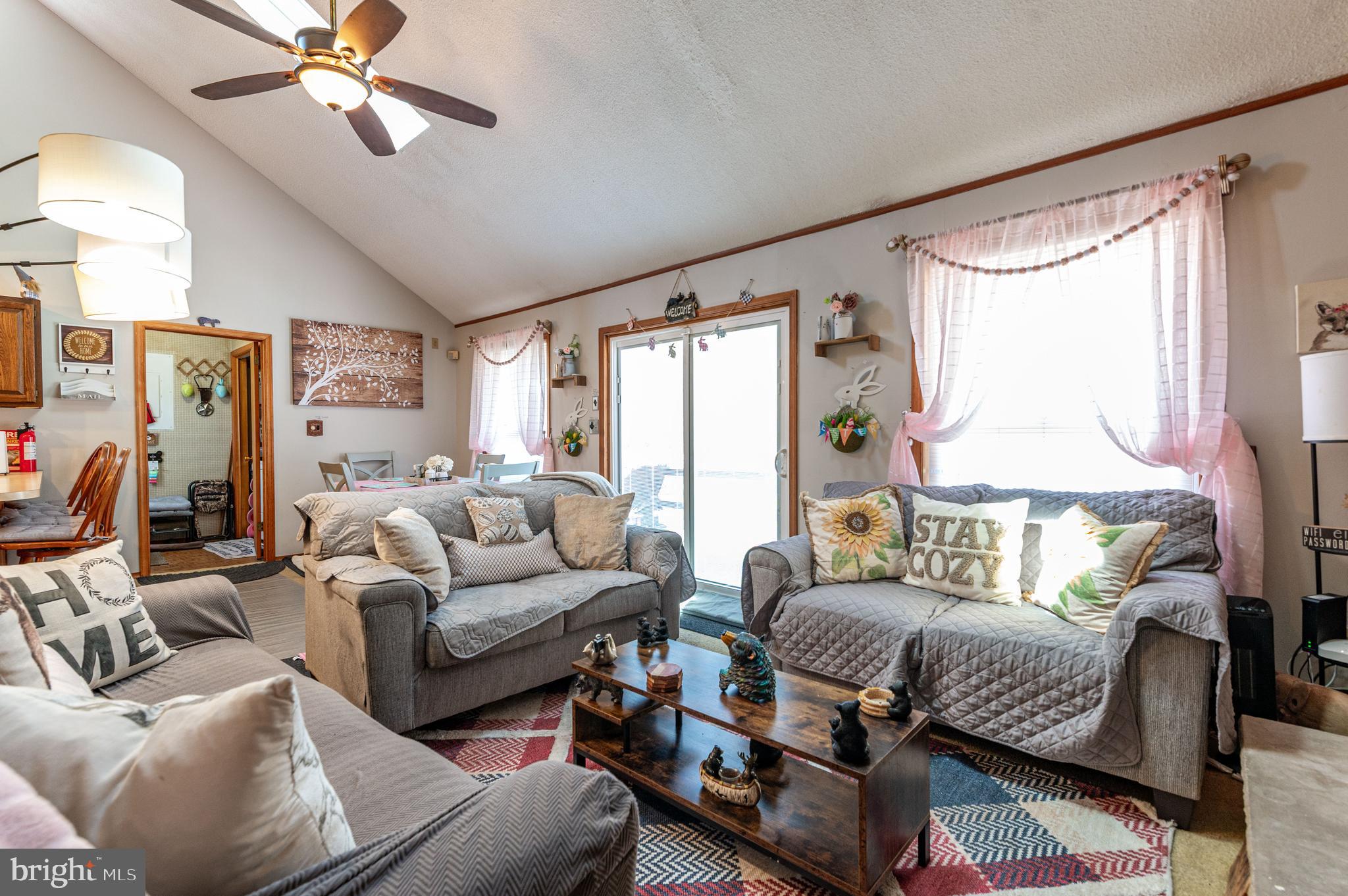 POCONO COUNTRY PLACE - Residential