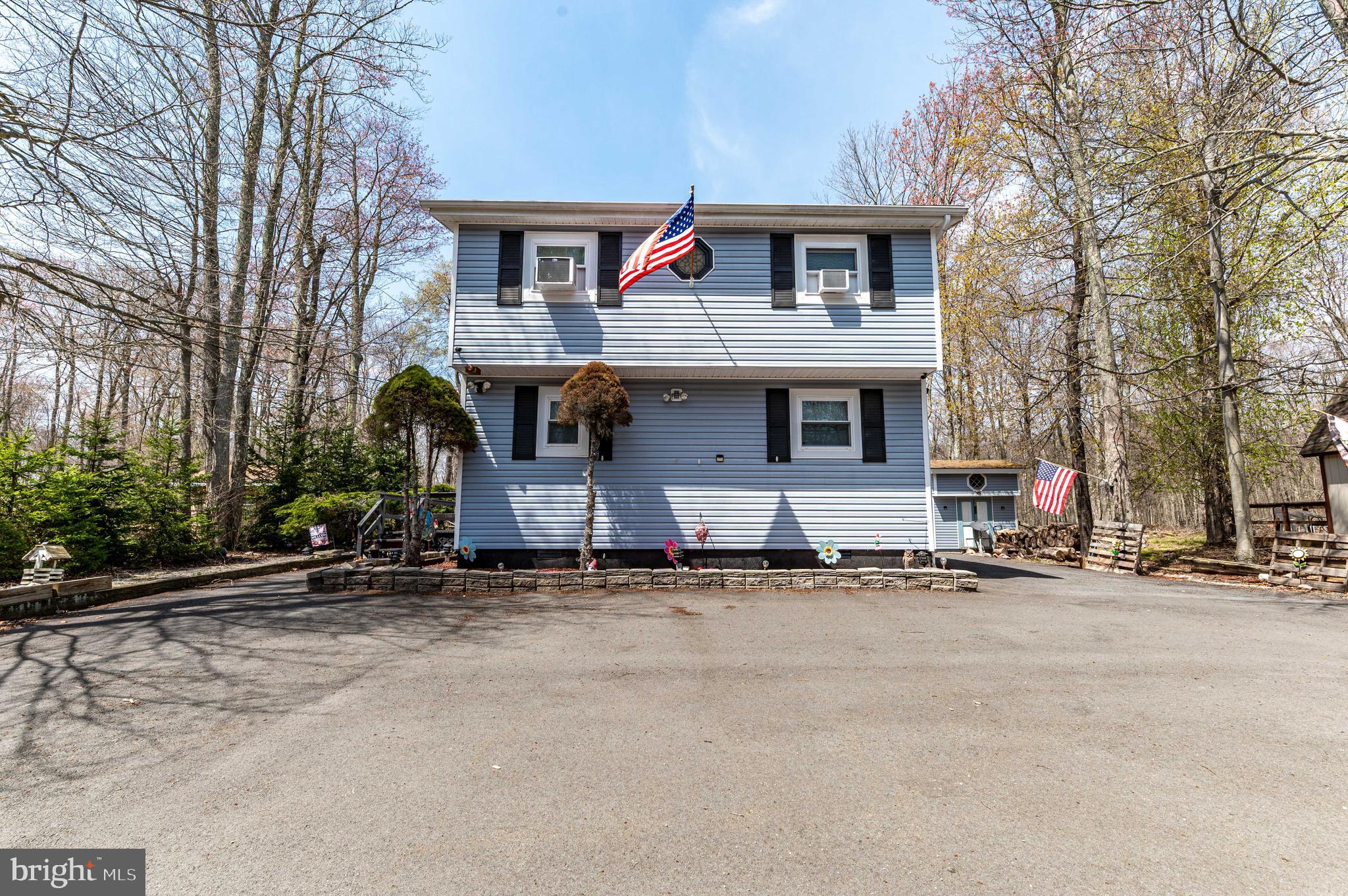 POCONO COUNTRY PLACE - Residential