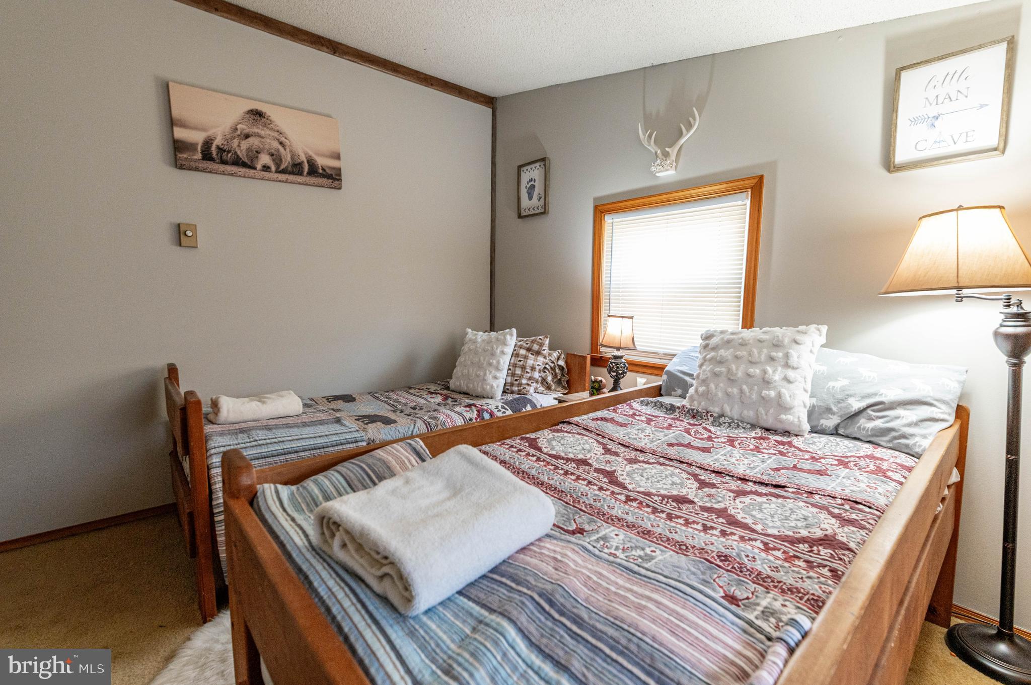 POCONO COUNTRY PLACE - Residential