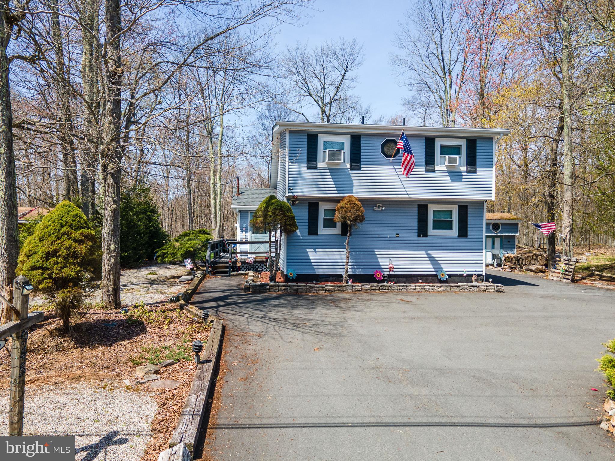 POCONO COUNTRY PLACE - Residential