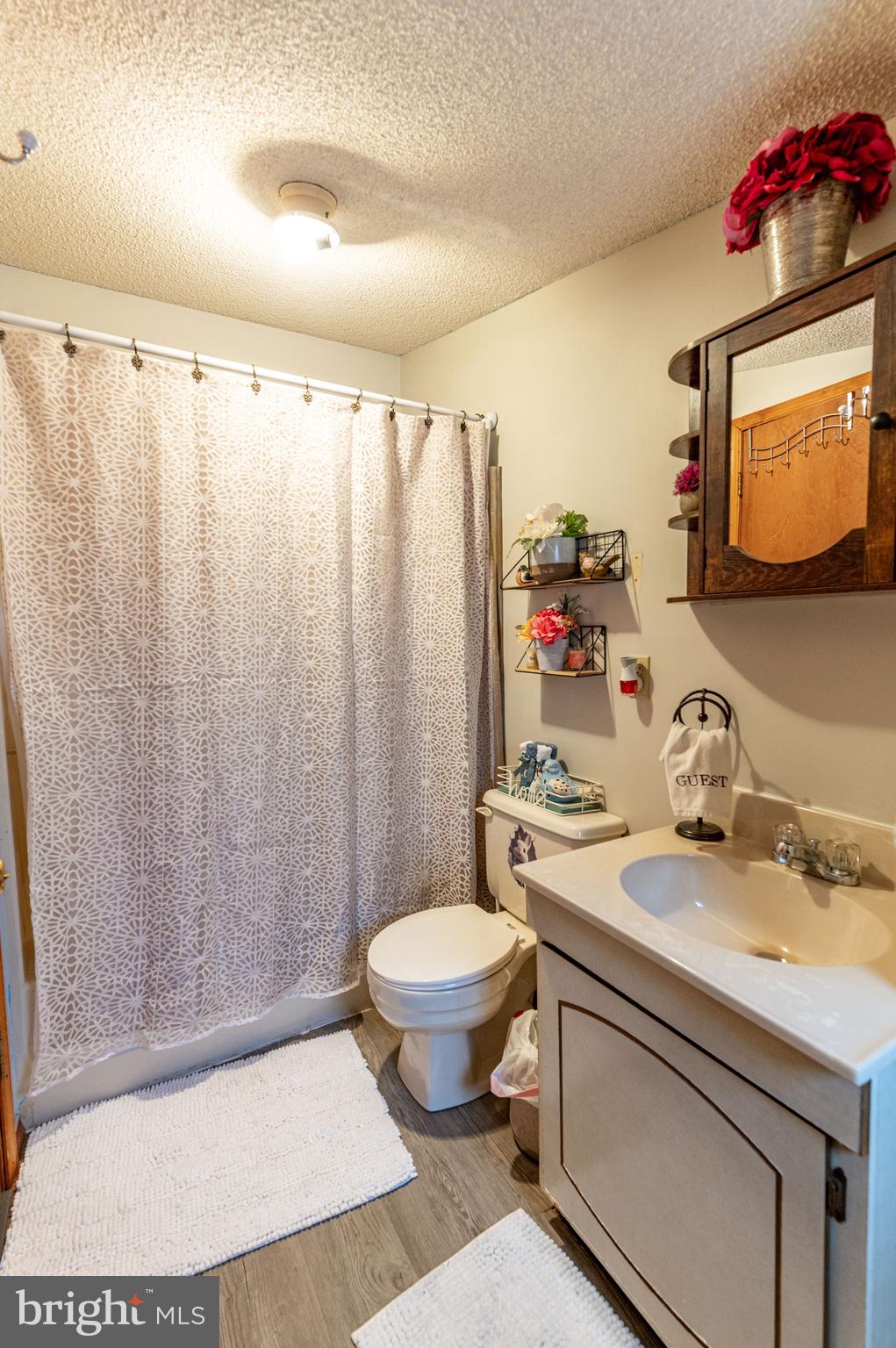 POCONO COUNTRY PLACE - Residential