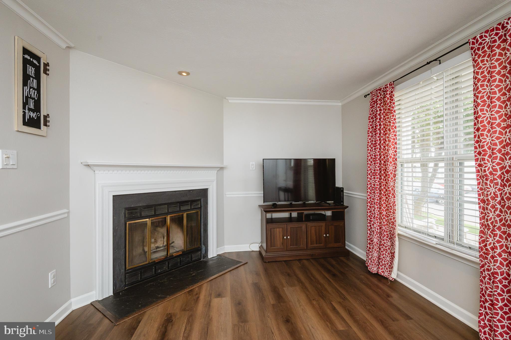 LAUREL VALLEY - Residential