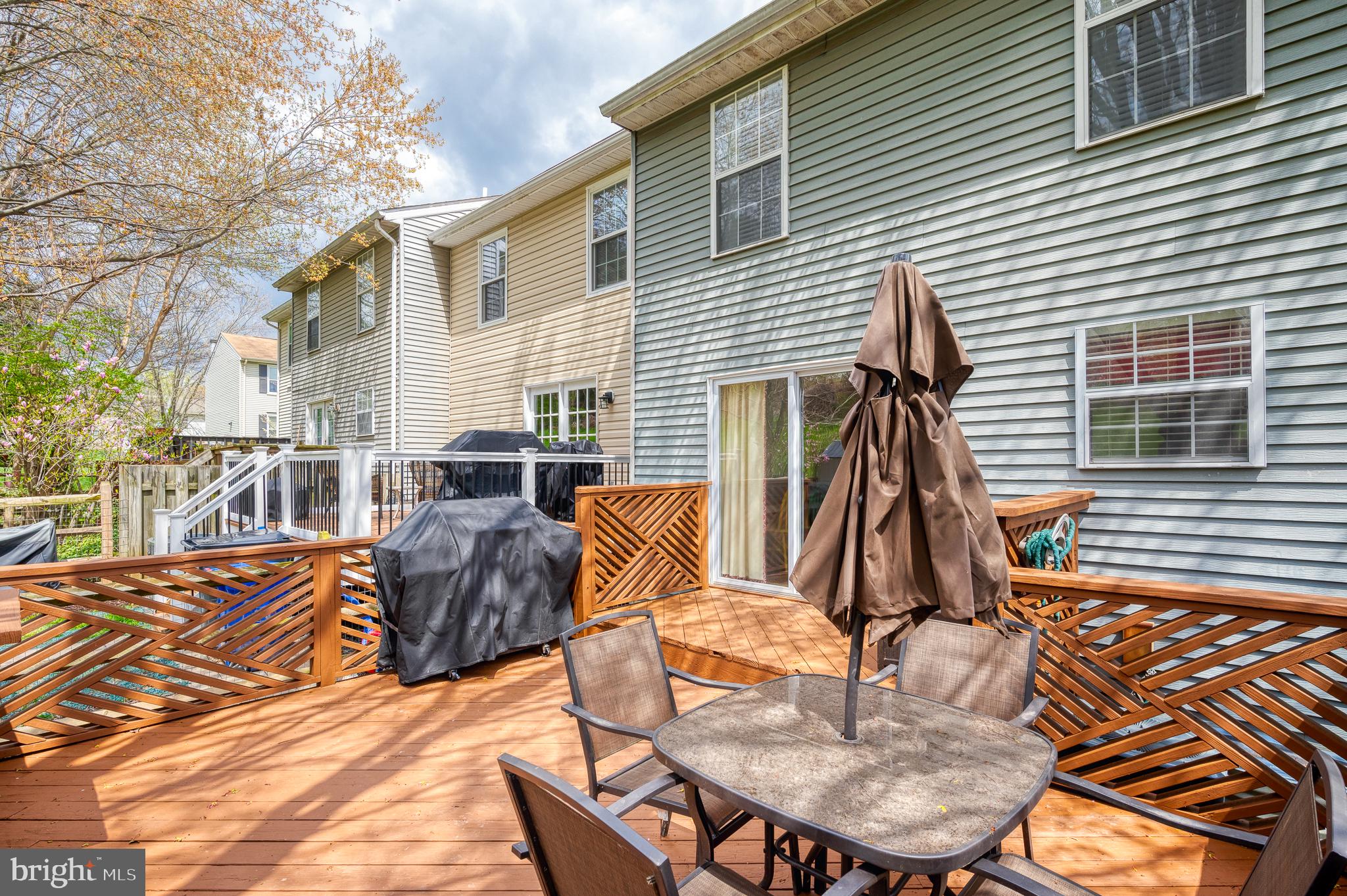 LAUREL VALLEY - Residential