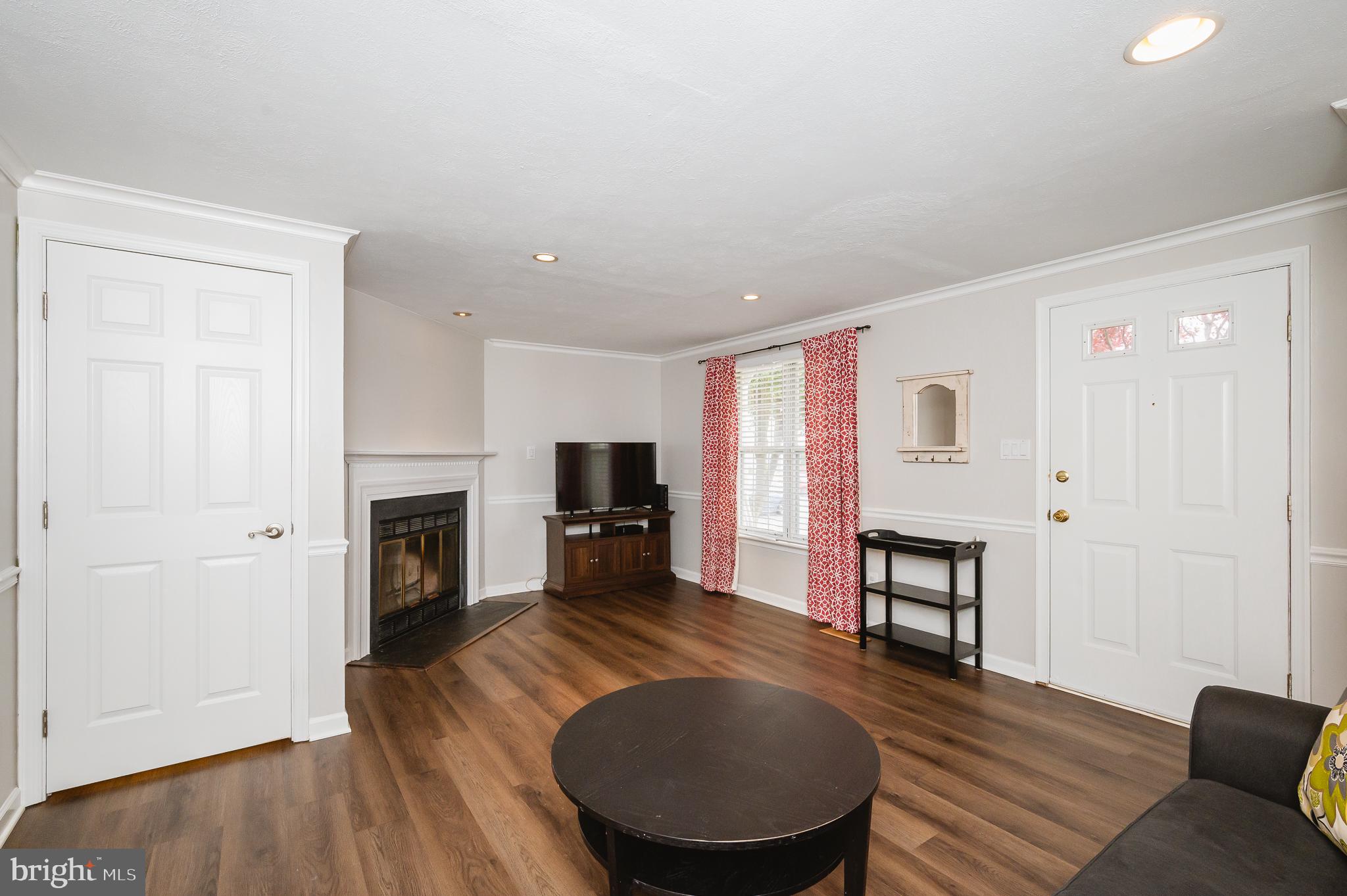 LAUREL VALLEY - Residential