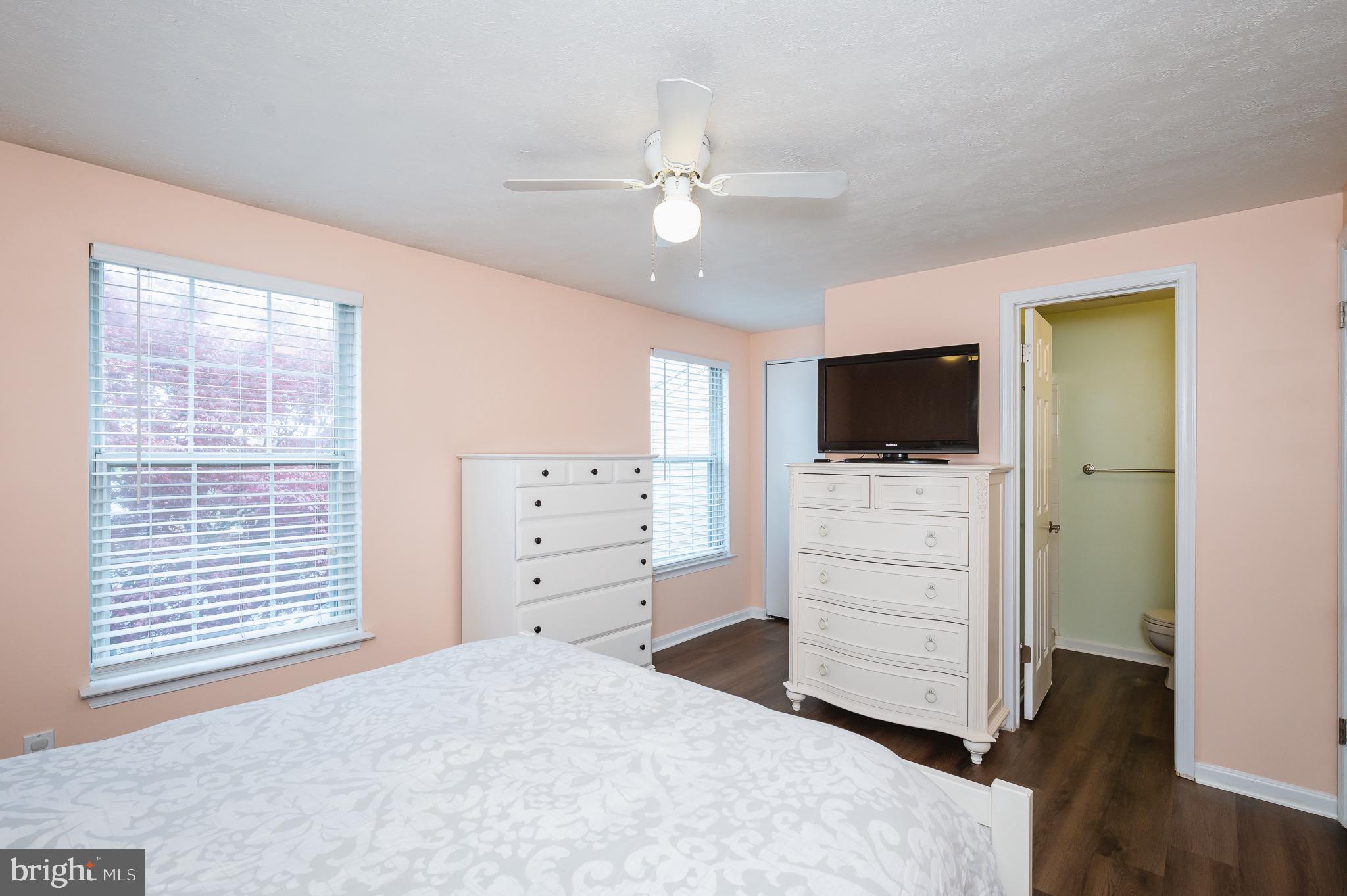 LAUREL VALLEY - Residential